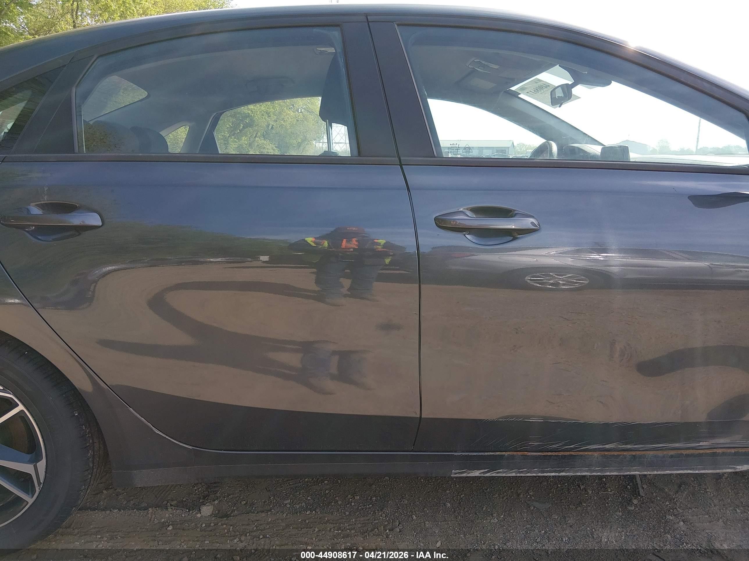2023 Kia Forte Lxs Gray vin: 3KPF24AD3PE576972