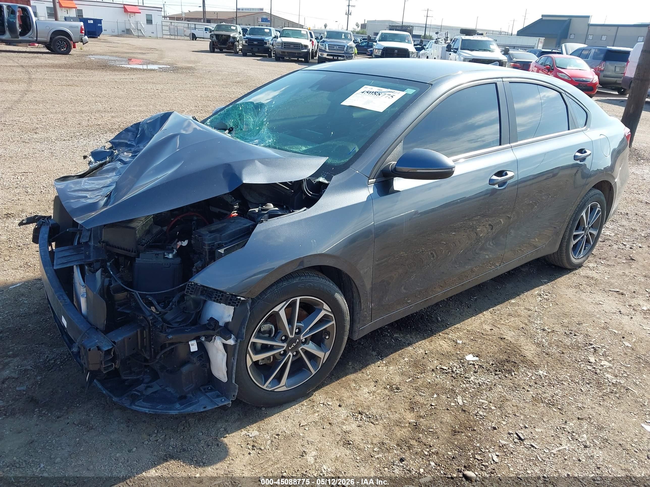 2024 Kia Forte Lxs Black vin: 3KPF24AD3RE812328