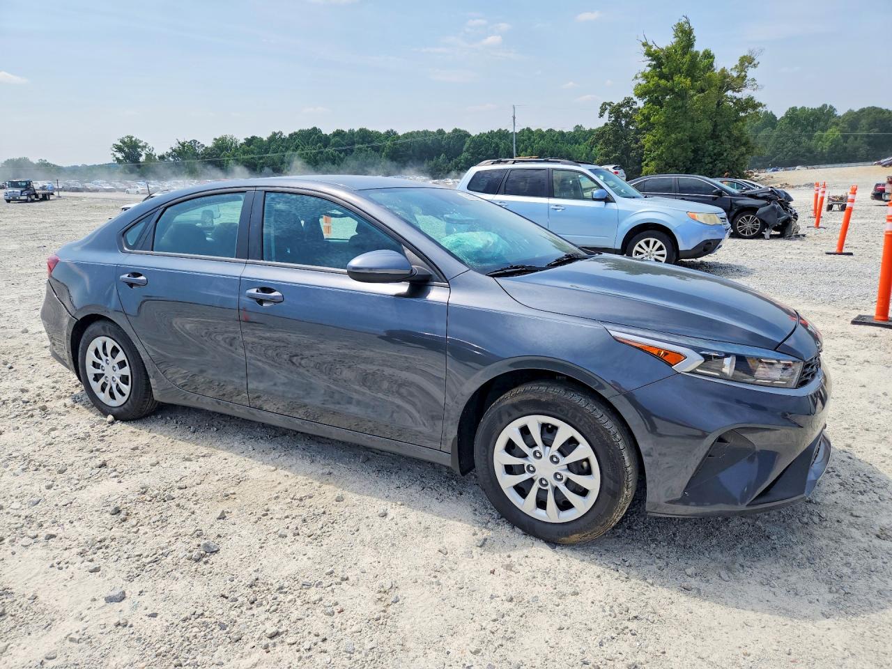 2024 Kia Forte Lx Gray vin: 3KPF24AD3RE814984