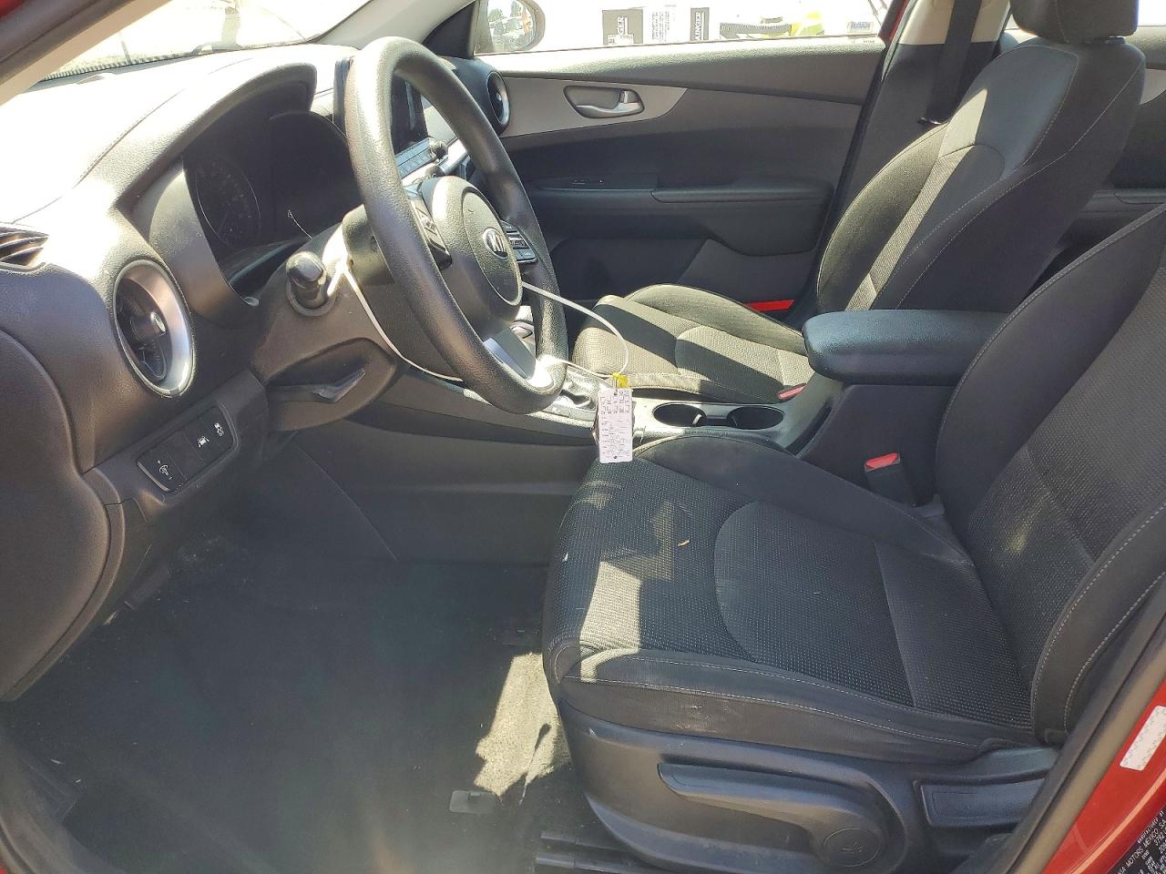 2019 Kia Forte Lxs Red vin: 3KPF24AD4KE084024