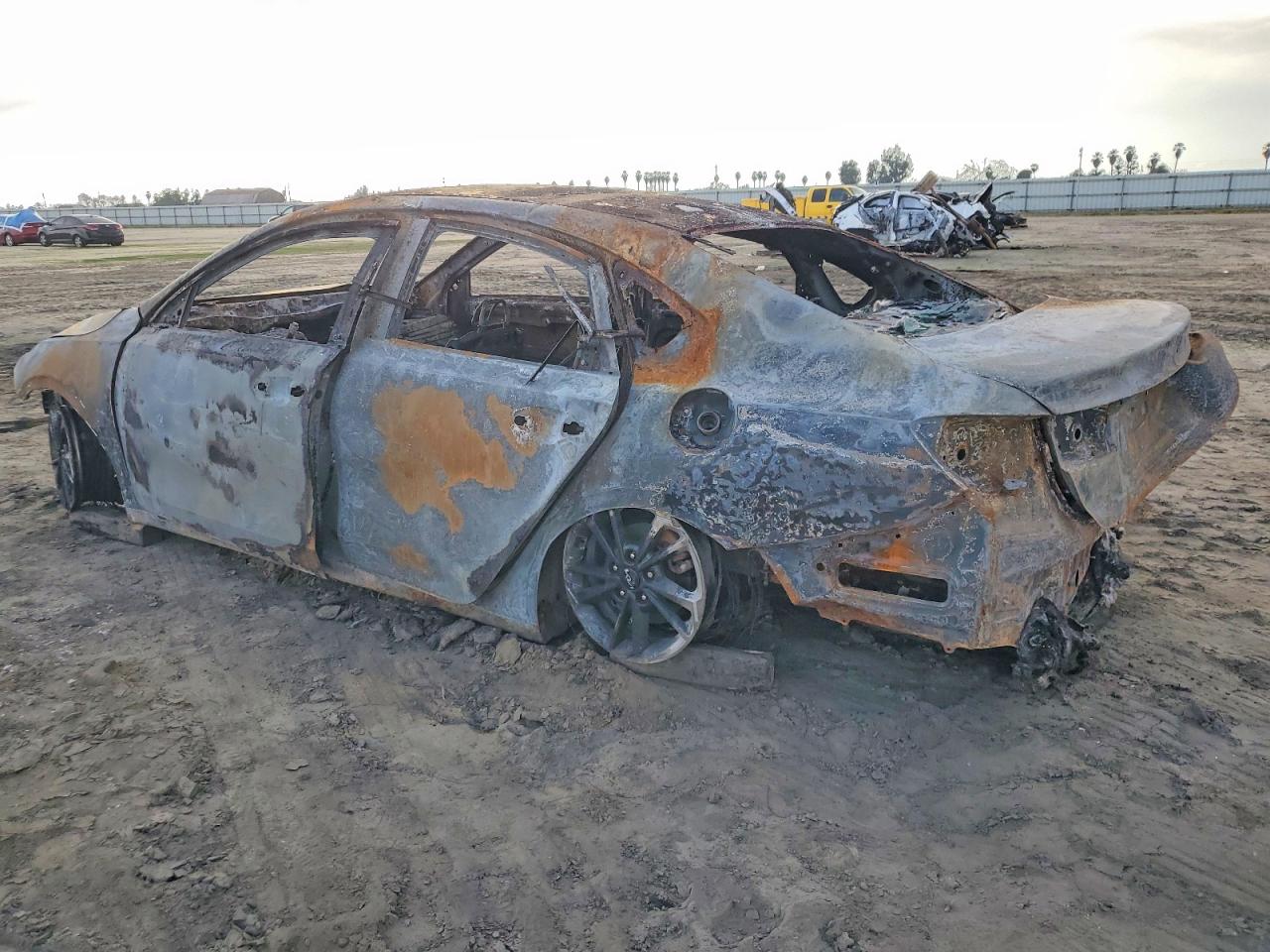 2020 Kia Forte Fe Burn vin: 3KPF24AD4LE198025