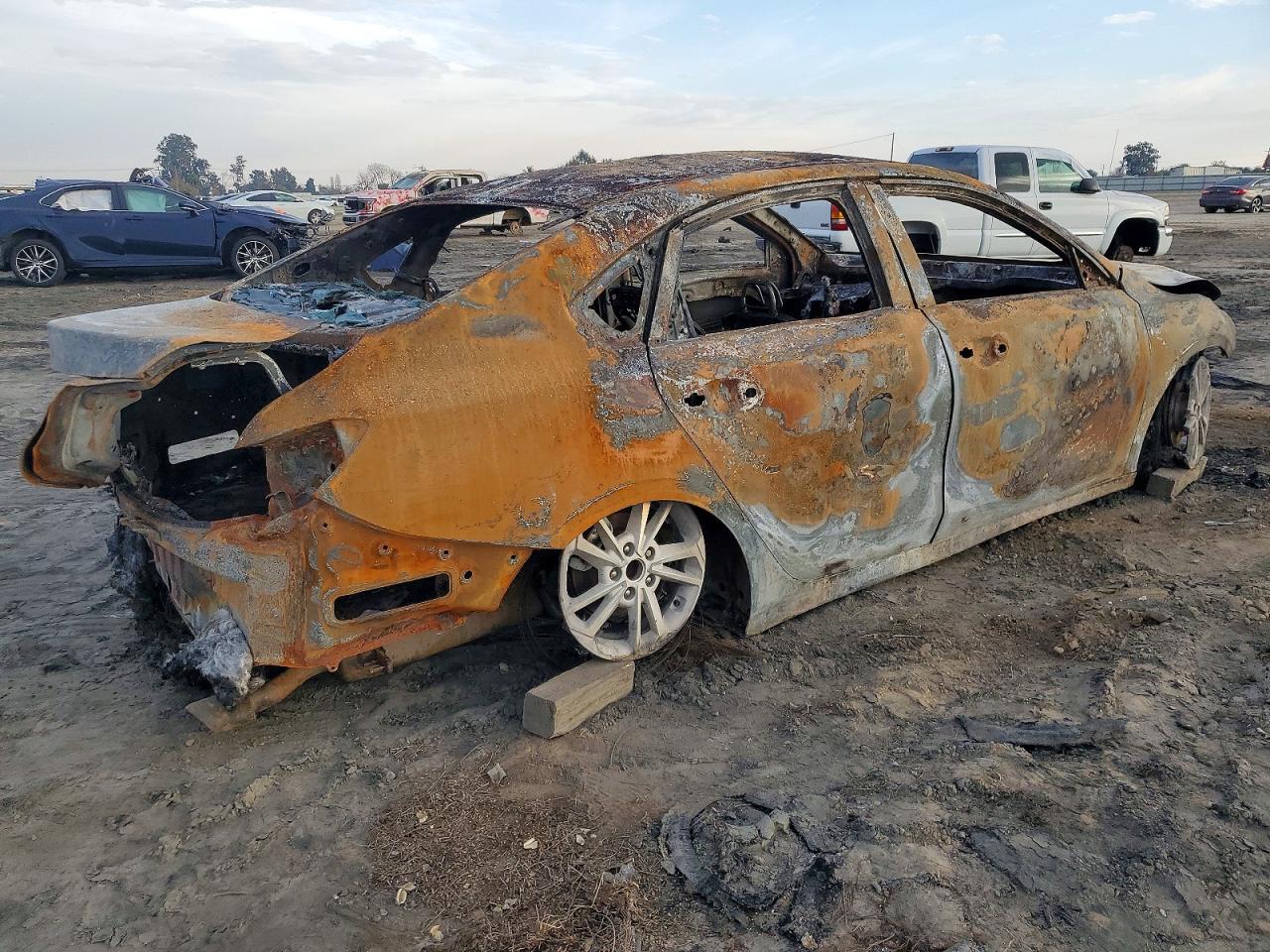 2020 Kia Forte Fe Burn vin: 3KPF24AD4LE198025