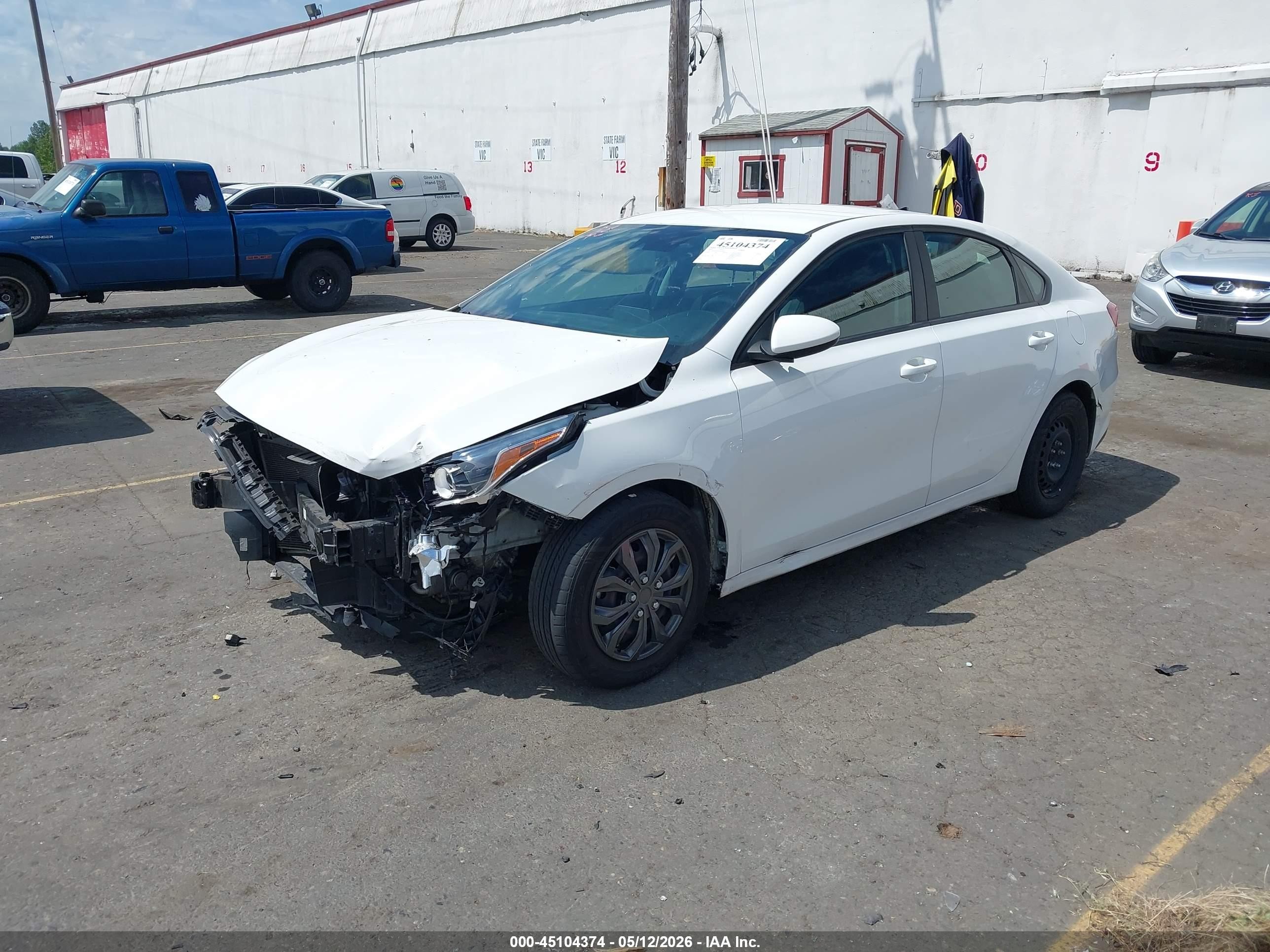 2020 Kia Forte Fe White vin: 3KPF24AD4LE235686