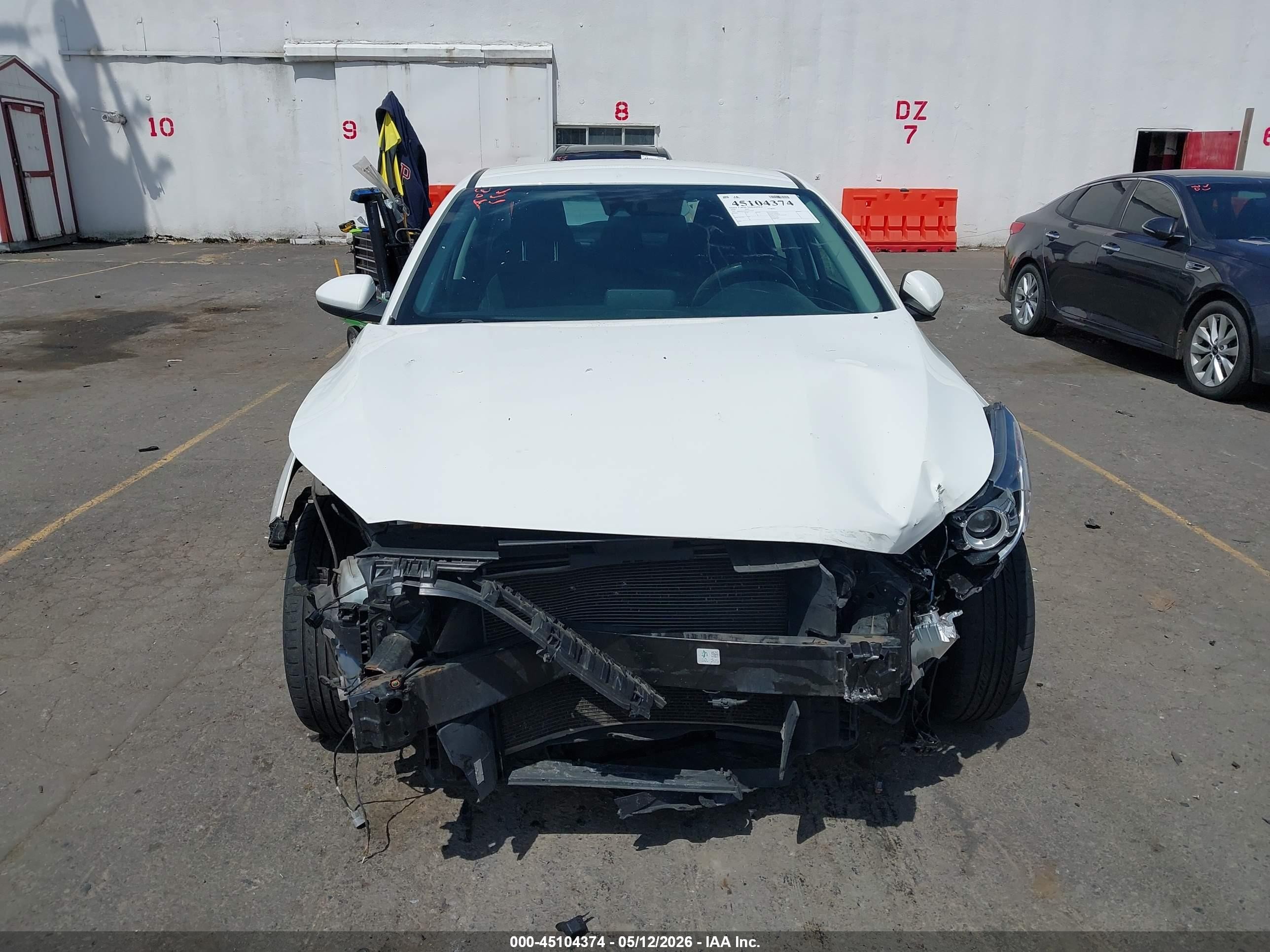 2020 Kia Forte Fe White vin: 3KPF24AD4LE235686