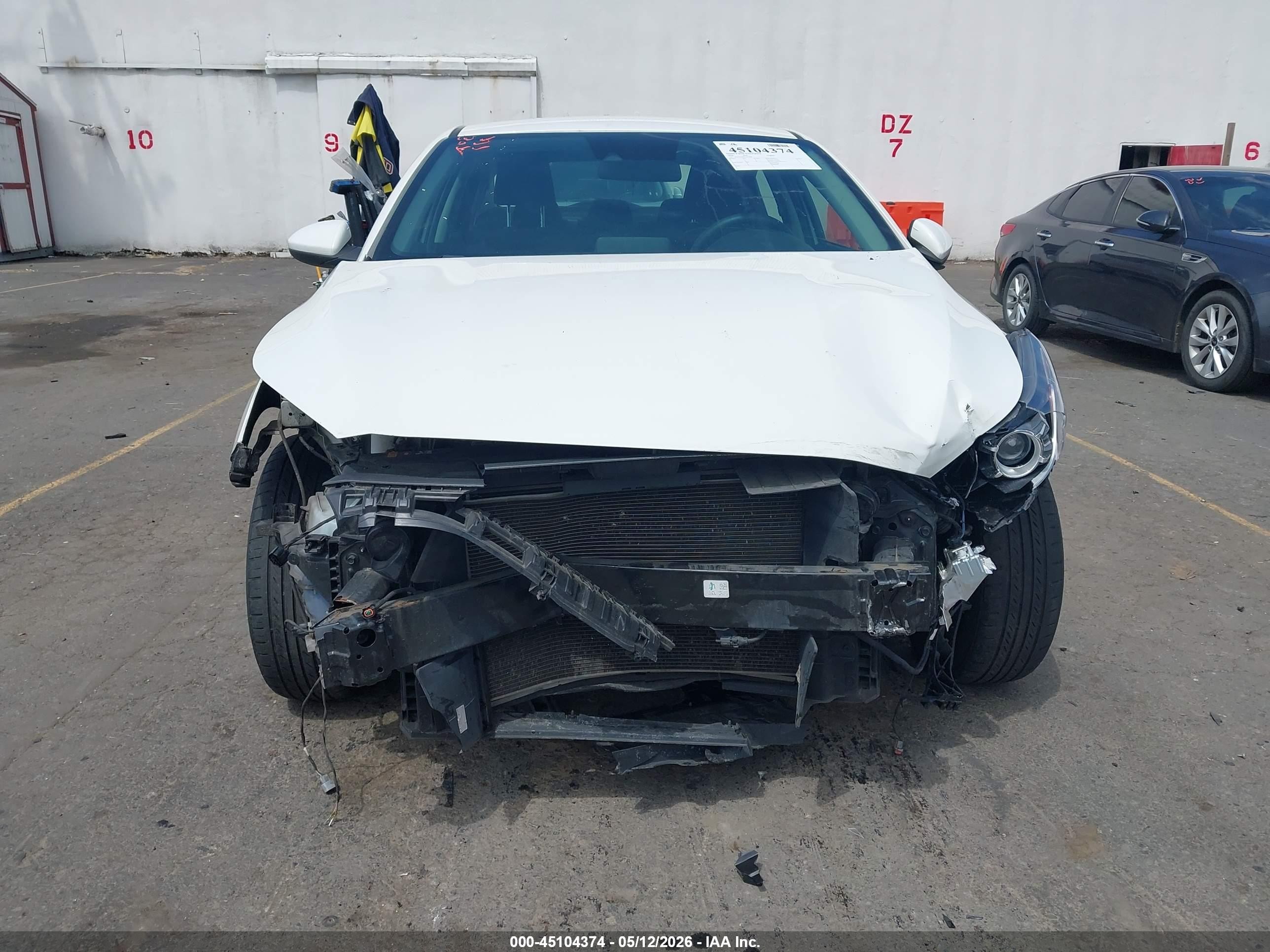 2020 Kia Forte Fe White vin: 3KPF24AD4LE235686