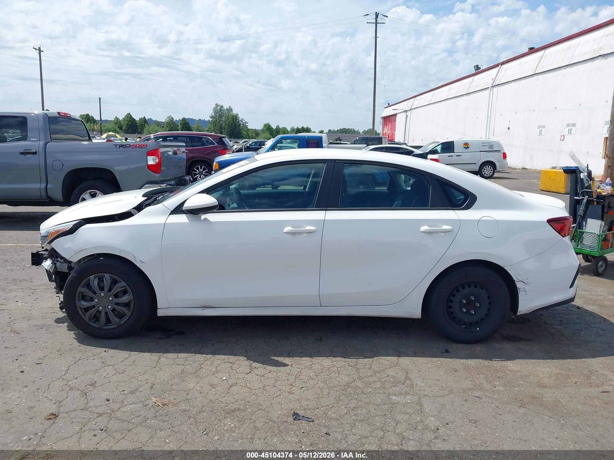 2020 Kia Forte Fe White vin: 3KPF24AD4LE235686