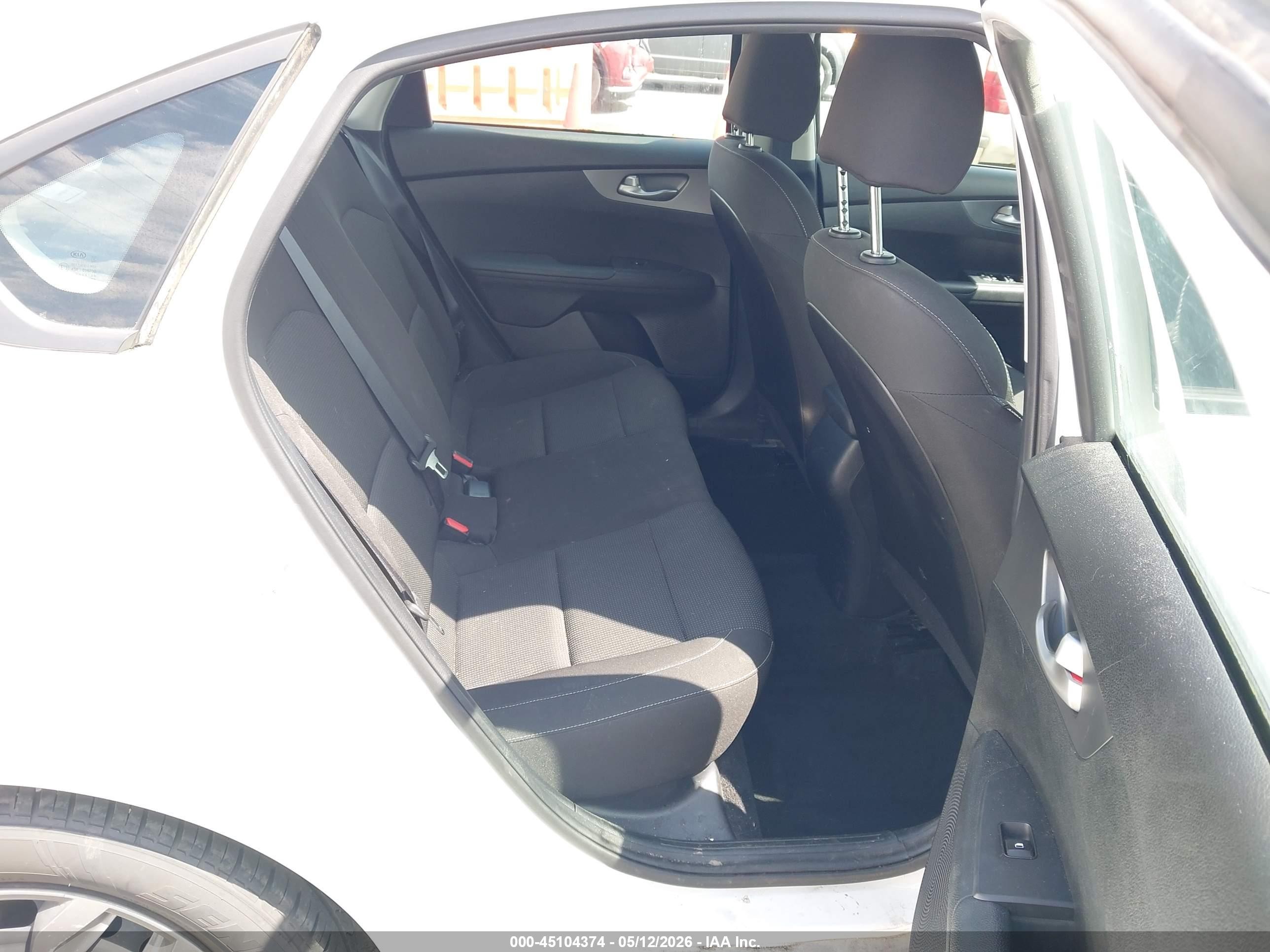 2020 Kia Forte Fe White vin: 3KPF24AD4LE235686