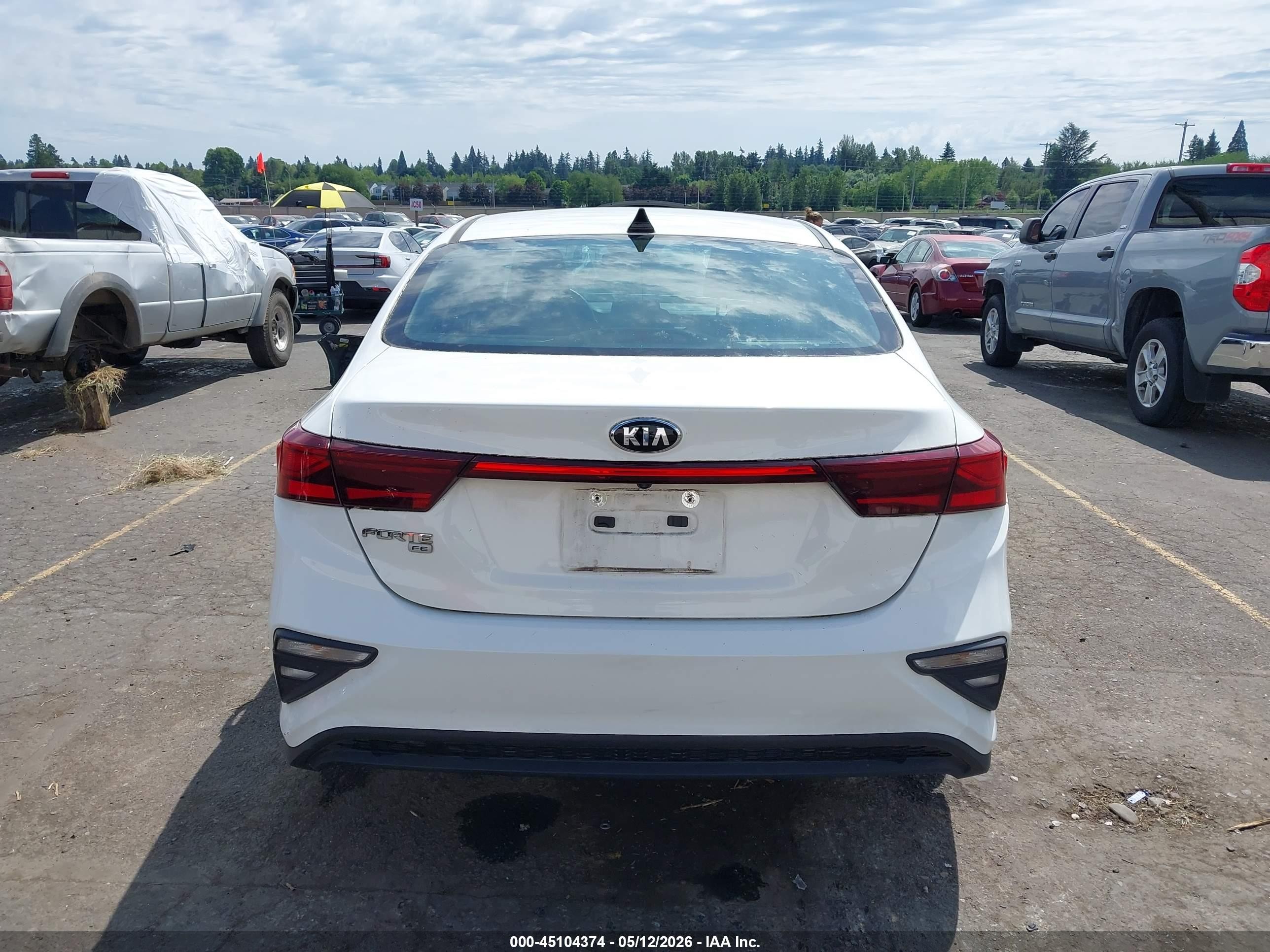 2020 Kia Forte Fe White vin: 3KPF24AD4LE235686