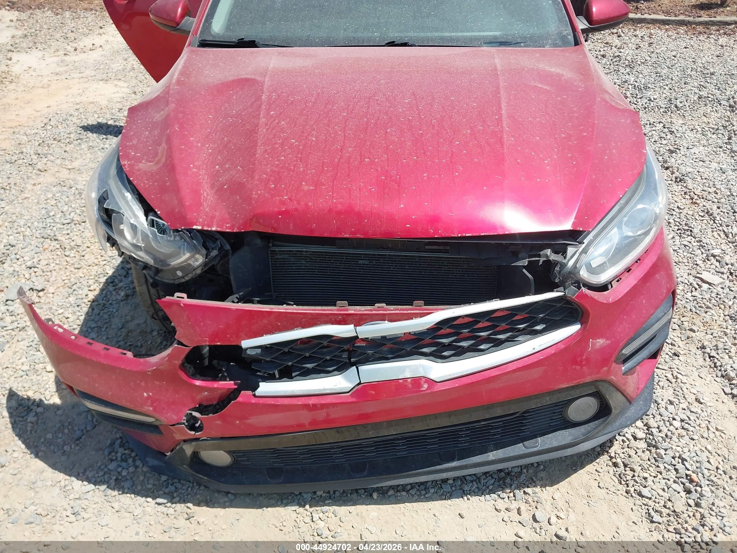 2020 Kia Forte Lxs Red vin: 3KPF24AD4LE247238