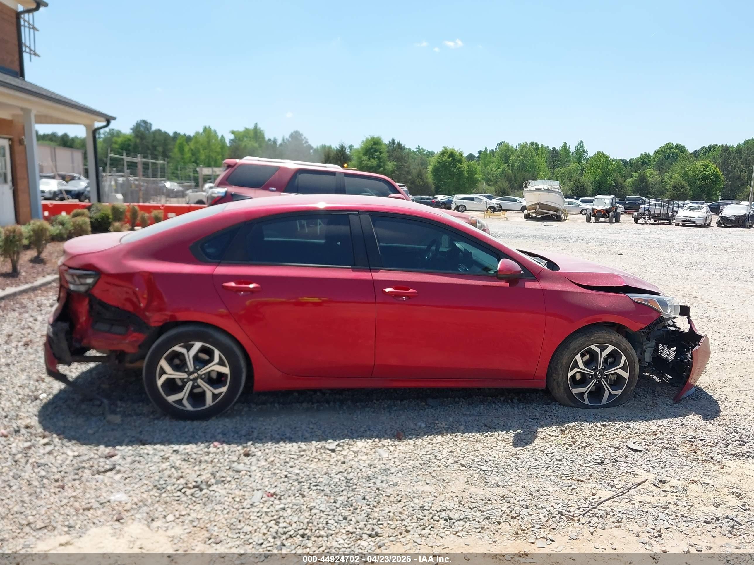2020 Kia Forte Lxs Red vin: 3KPF24AD4LE247238