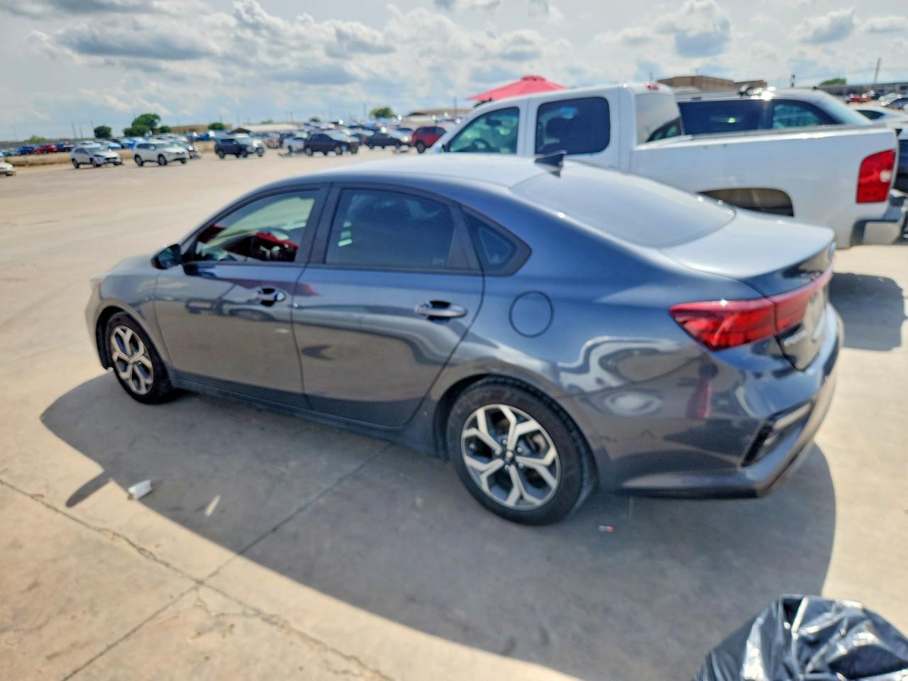 2021 Kia Forte Lxs Gray vin: 3KPF24AD4ME349754