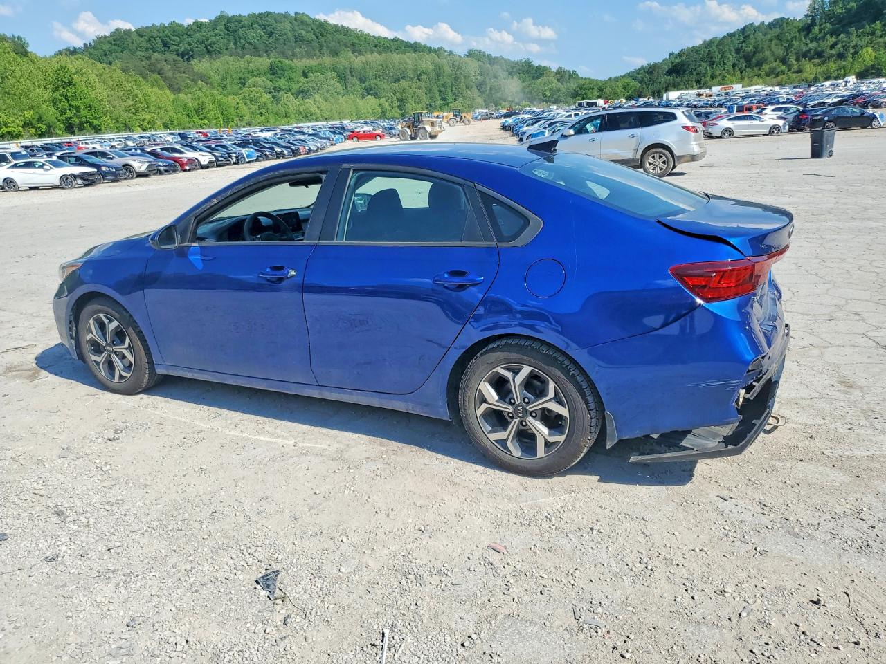 2021 Kia Forte Lxs Blue vin: 3KPF24AD4ME376212