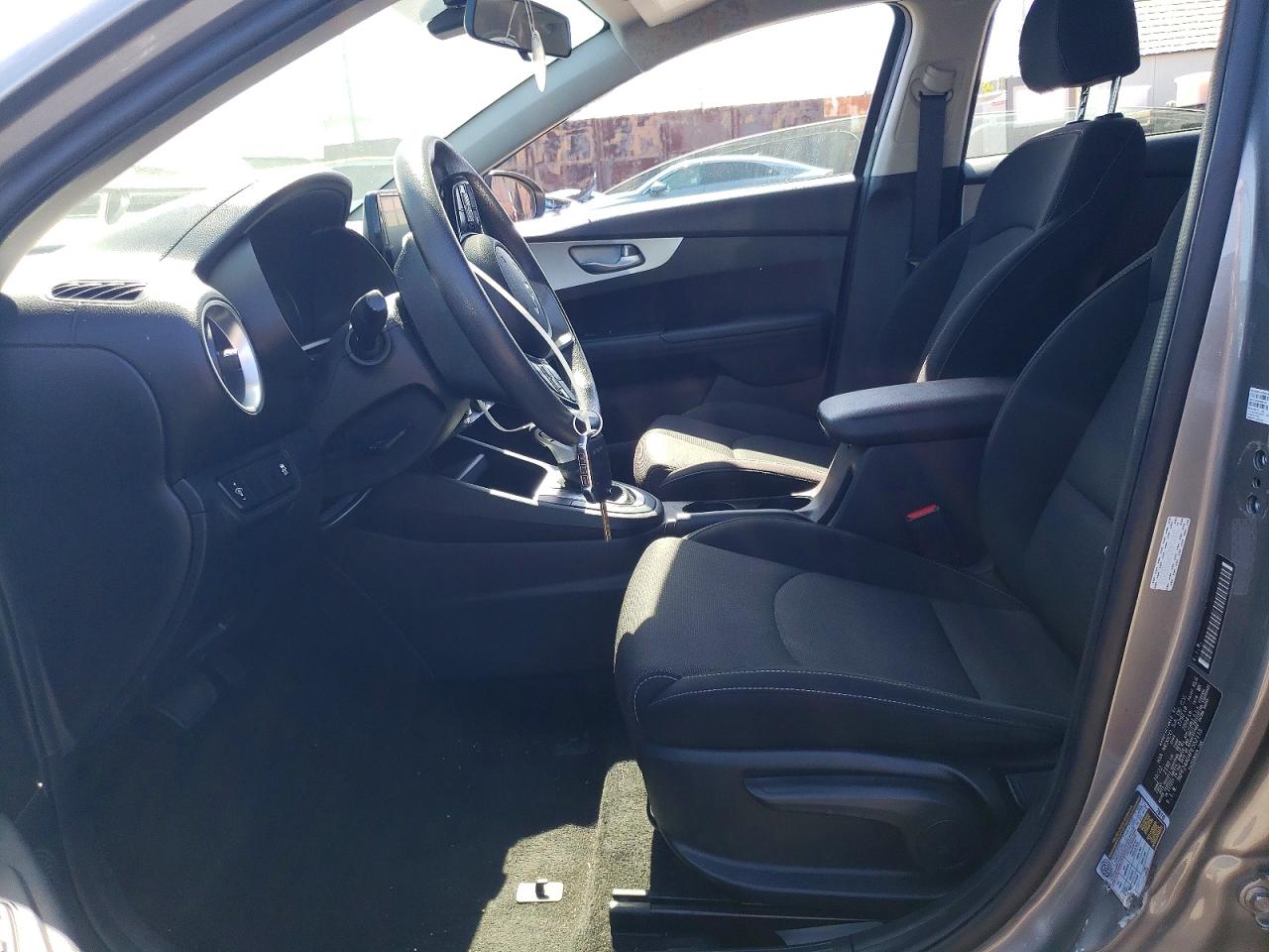 2023 Kia Forte Lxs Gray vin: 3KPF24AD4PE552115