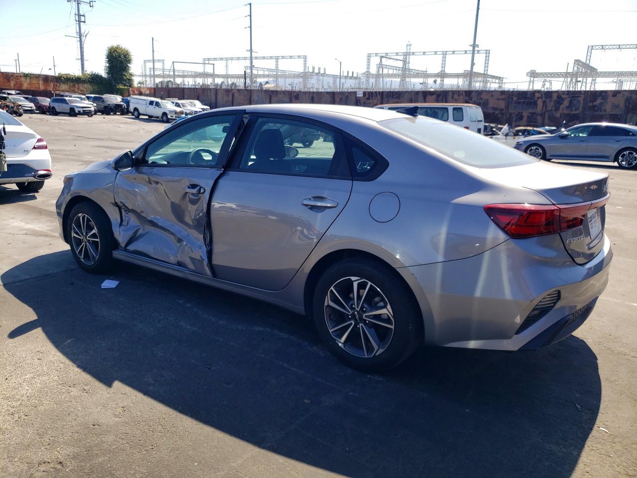2023 Kia Forte Lxs Gray vin: 3KPF24AD4PE552115
