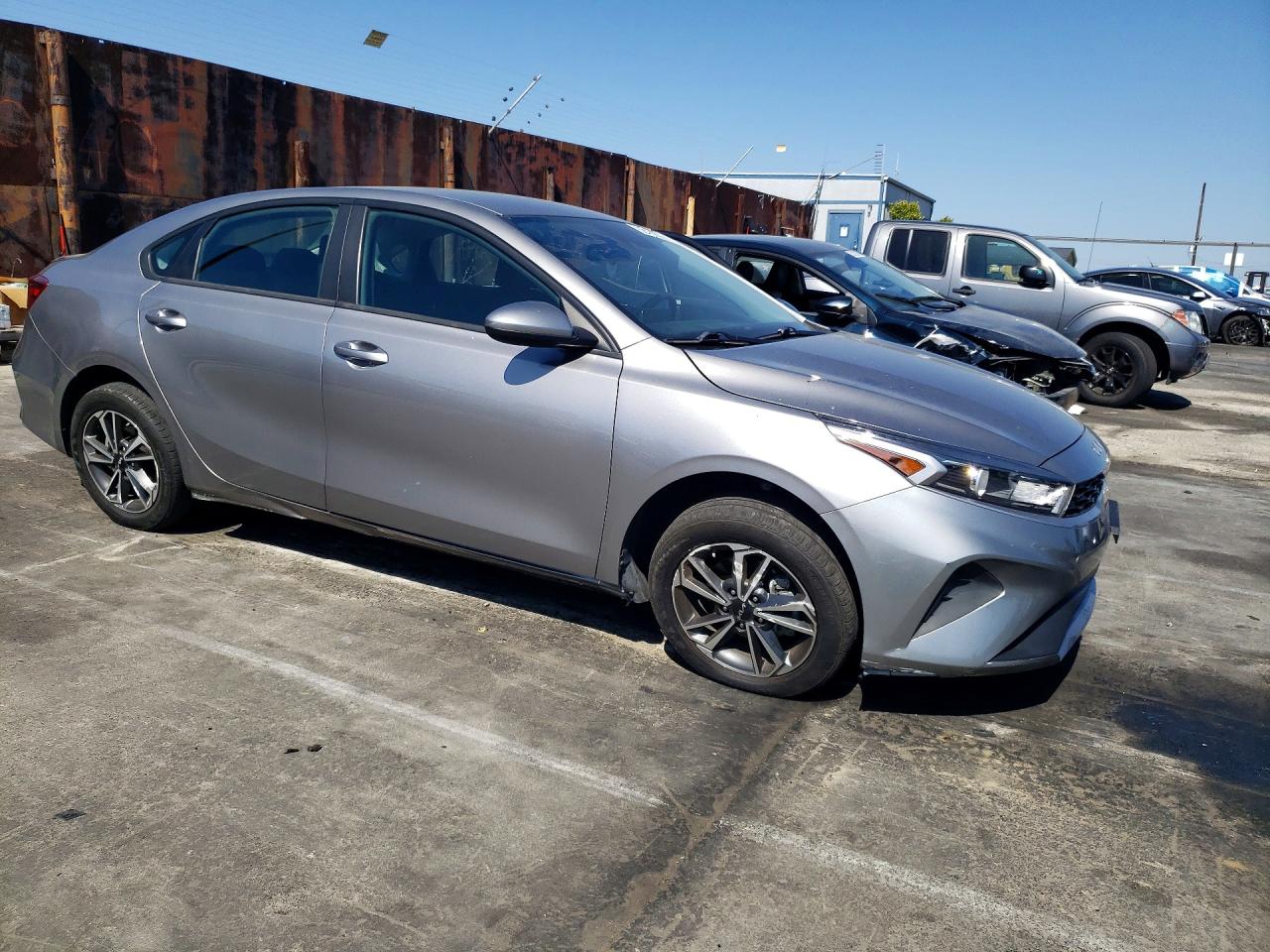 2023 Kia Forte Lxs Gray vin: 3KPF24AD4PE552115