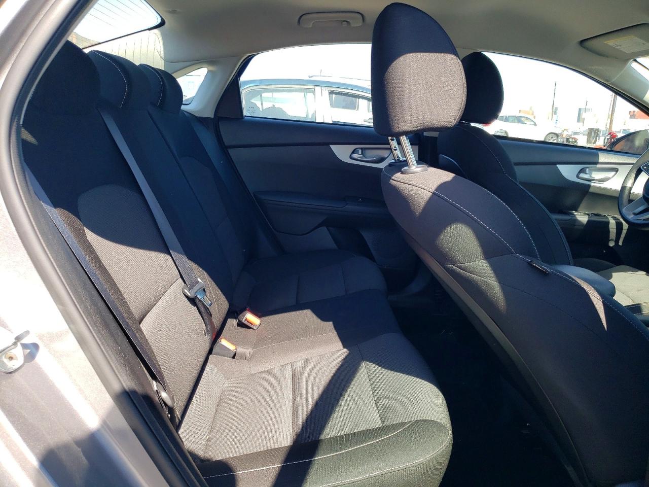 2023 Kia Forte Lxs Gray vin: 3KPF24AD4PE552115