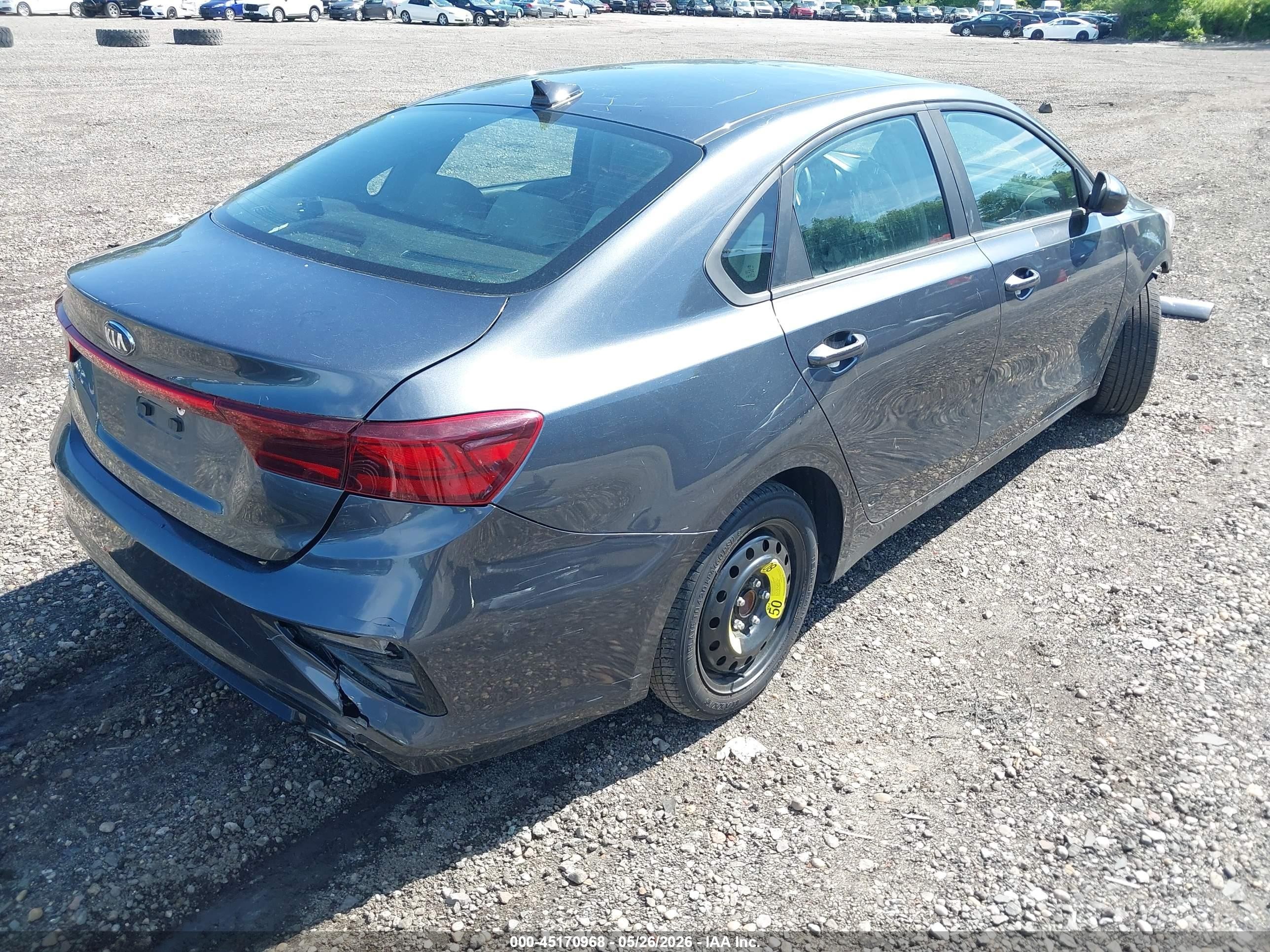 2020 Kia Forte Lxs Gray vin: 3KPF24AD5LE167821