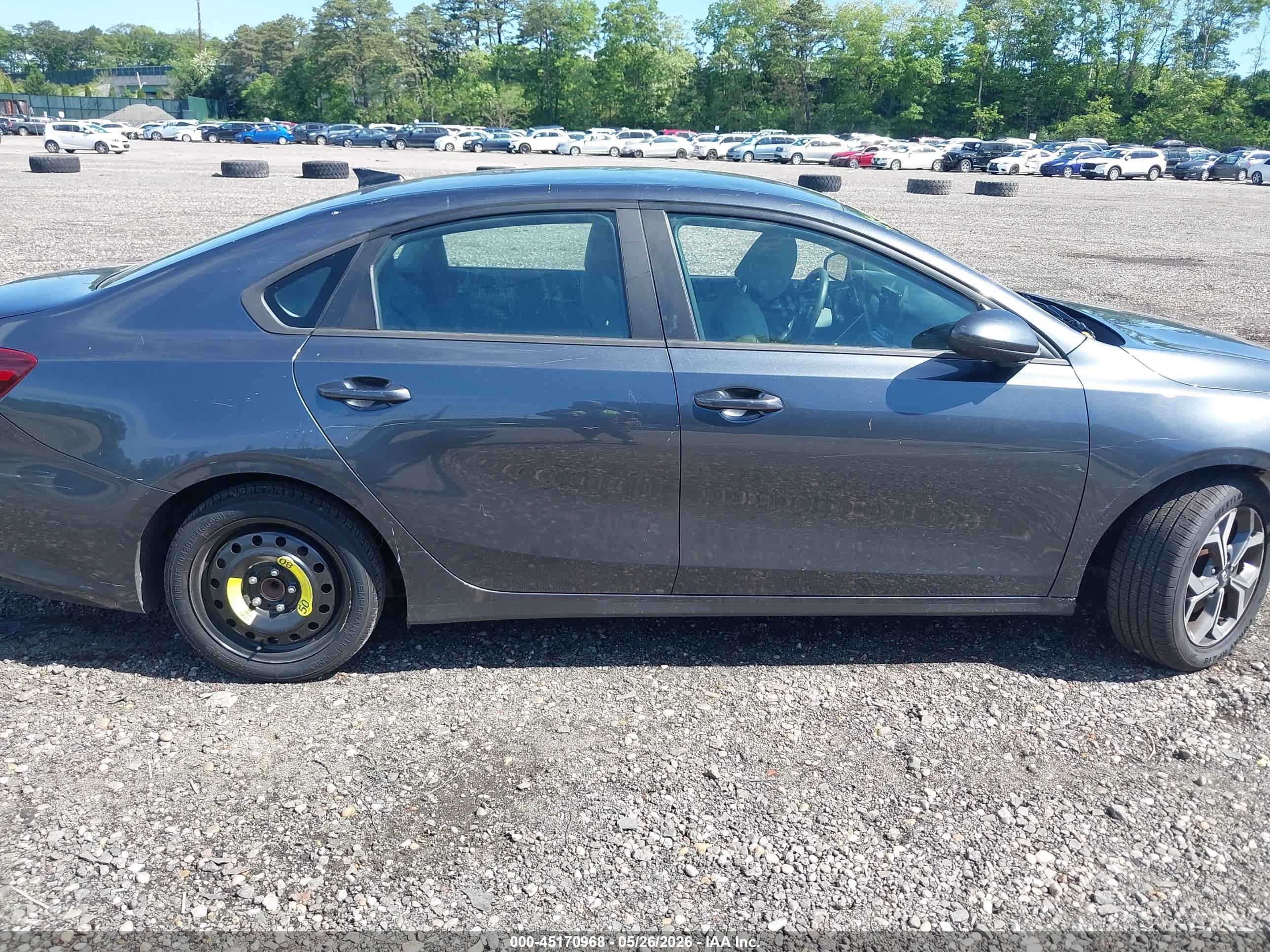 2020 Kia Forte Lxs Gray vin: 3KPF24AD5LE167821