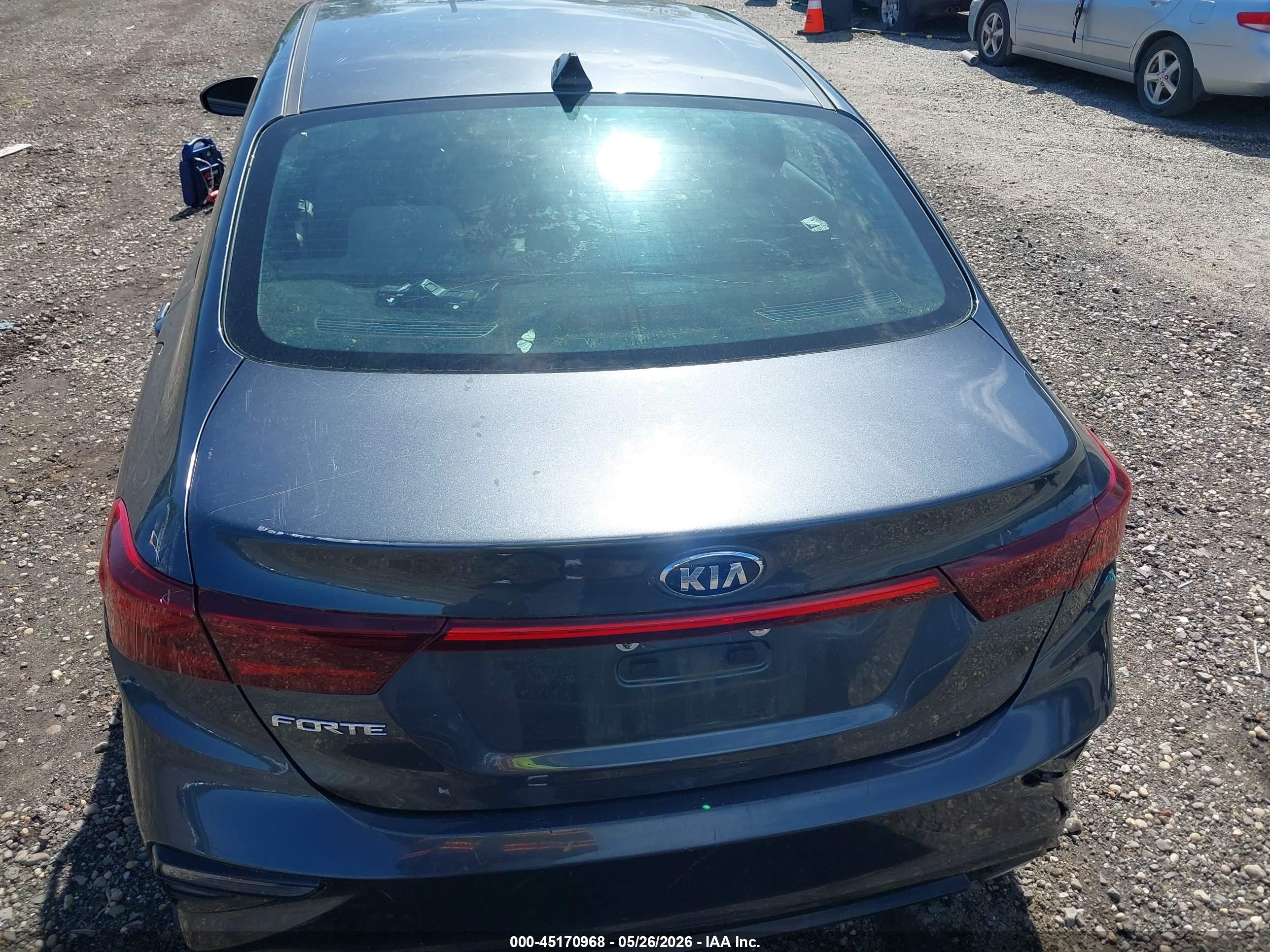 2020 Kia Forte Lxs Gray vin: 3KPF24AD5LE167821