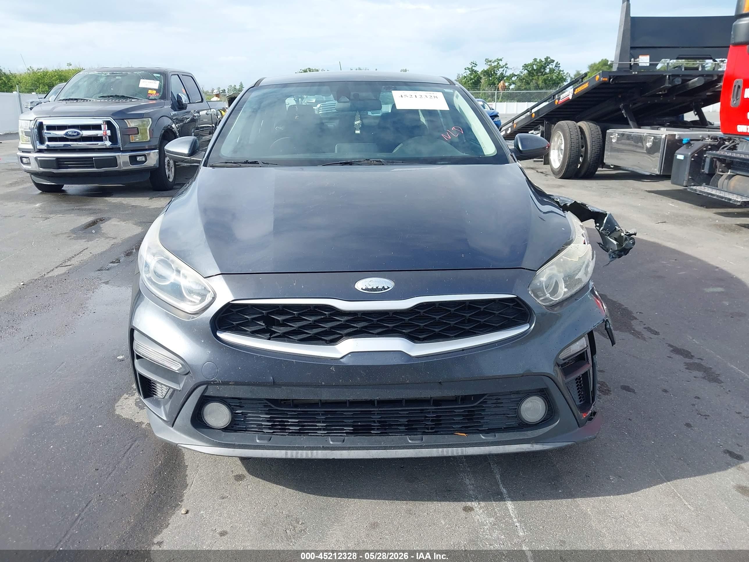 2020 Kia Forte Fe Gray vin: 3KPF24AD5LE175157