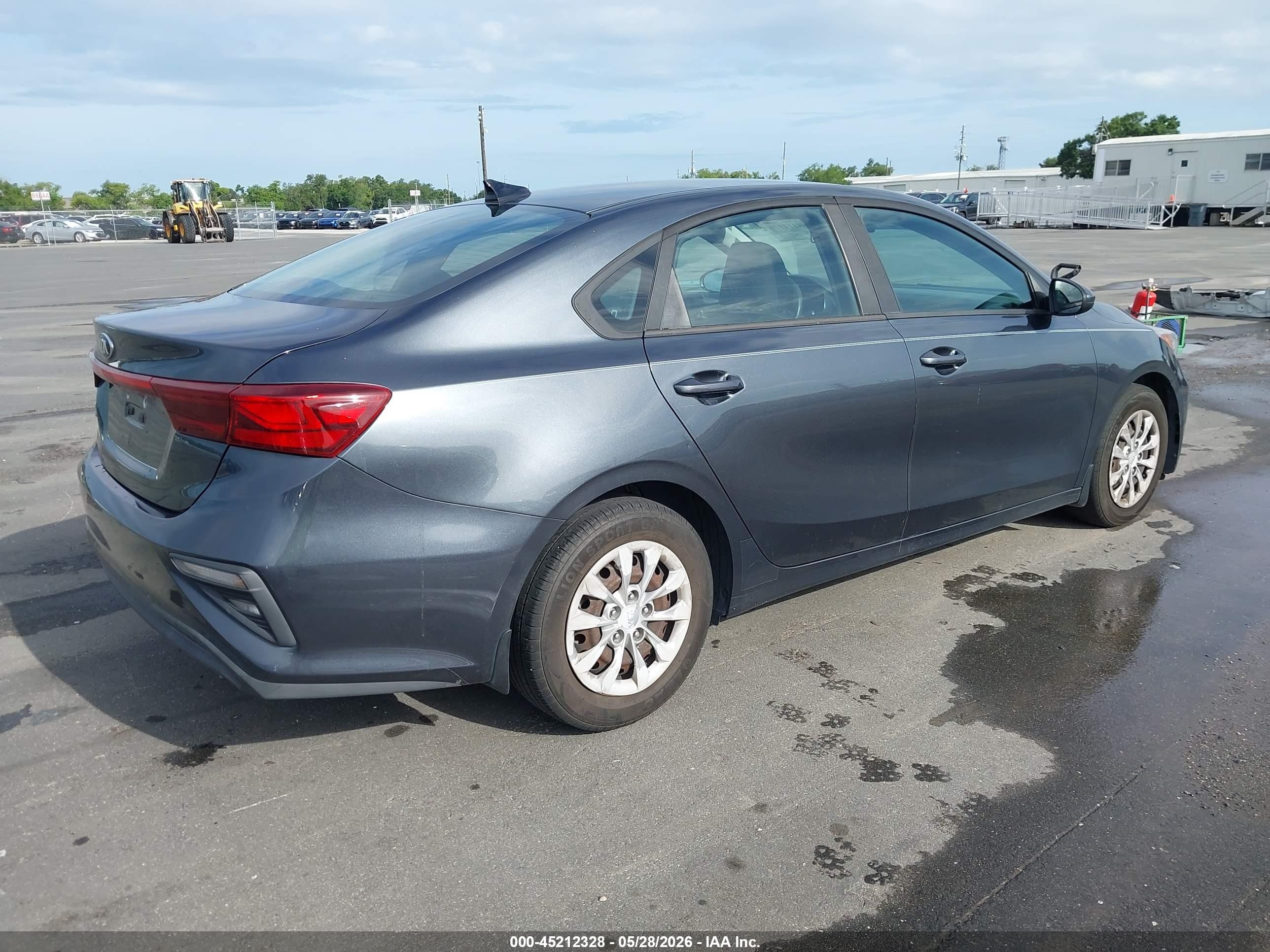 2020 Kia Forte Fe Gray vin: 3KPF24AD5LE175157