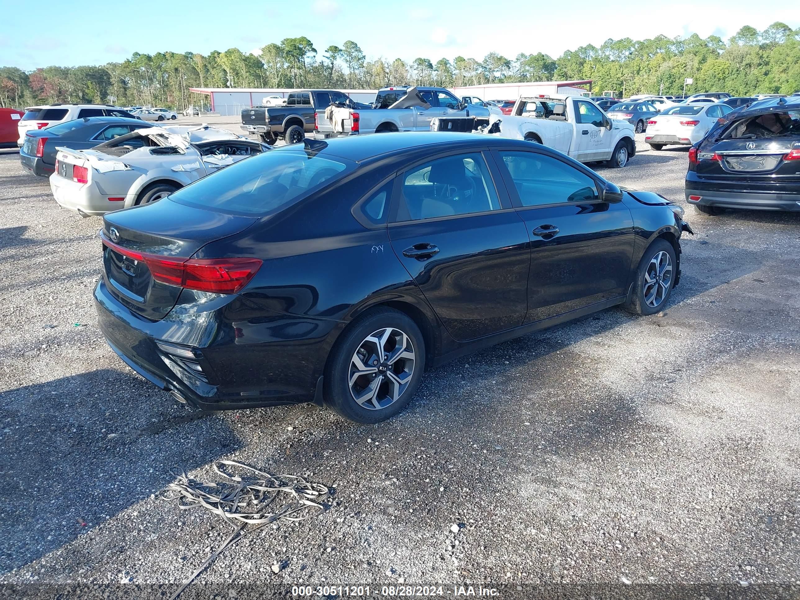 2020 Kia Forte Lxs Черный vin: 3KPF24AD5LE232179