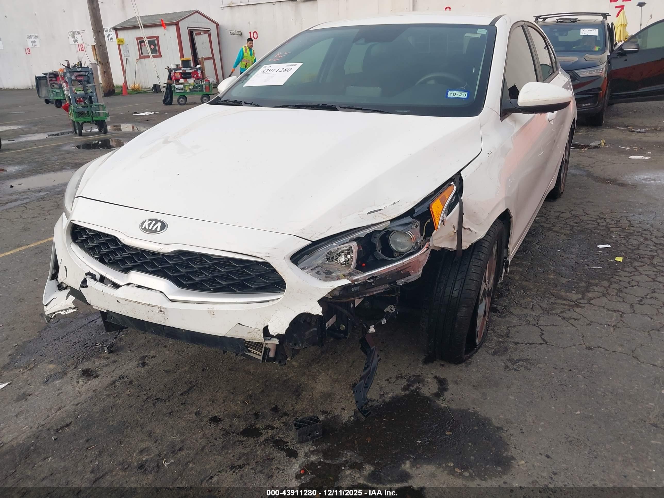 2020 Kia Forte Lxs White vin: 3KPF24AD5LE249306