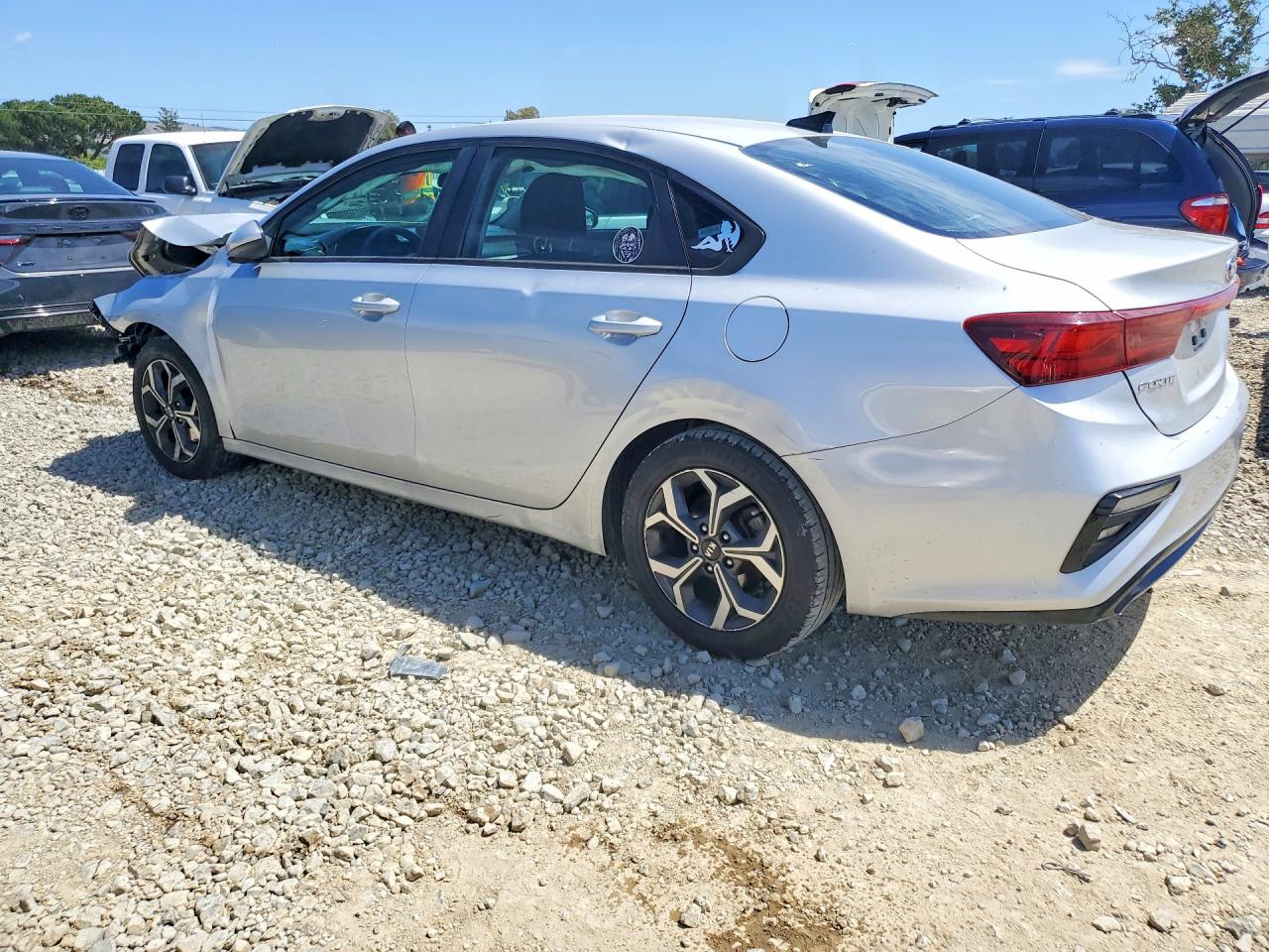 2021 Kia Forte Lxs Silver vin: 3KPF24AD5ME311434