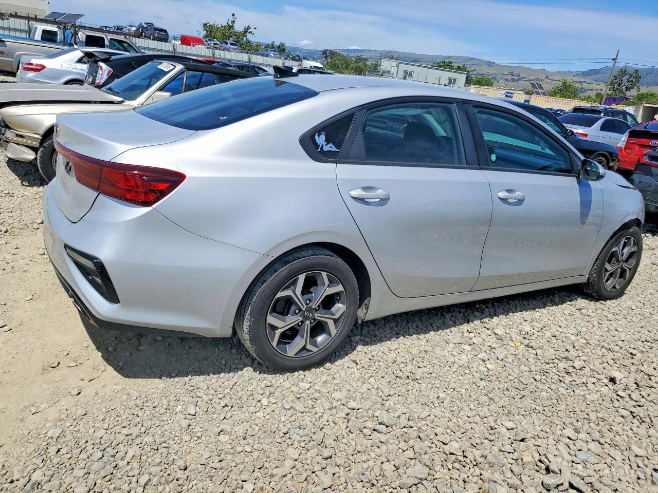 2021 Kia Forte Lxs Silver vin: 3KPF24AD5ME311434