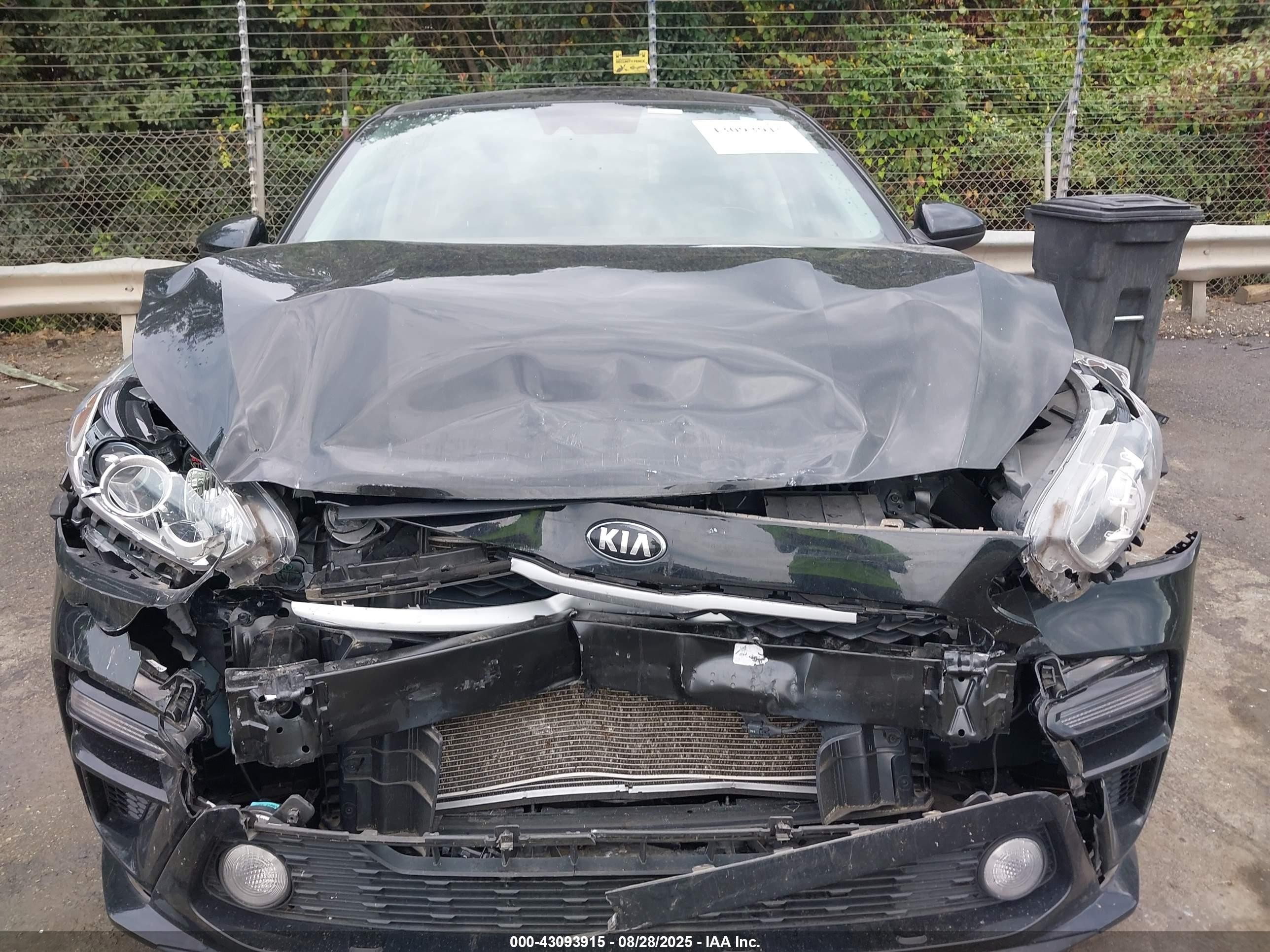 2021 Kia Forte Lxs Черный vin: 3KPF24AD5ME318626