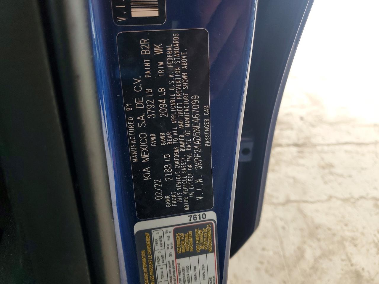 2022 Kia Forte Lxs Blue vin: 3KPF24AD5NE467099