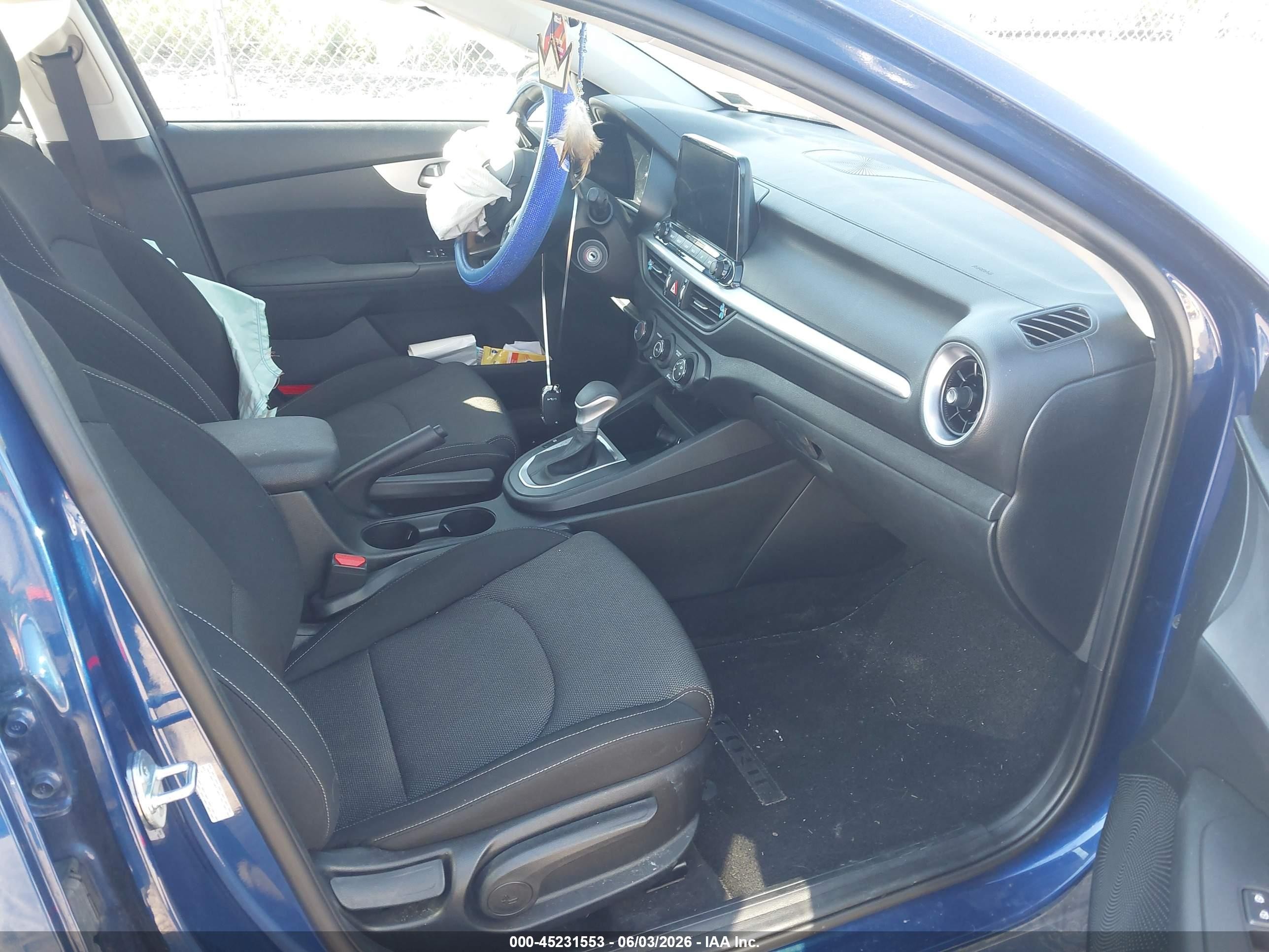 2023 Kia Forte Lxs Blue vin: 3KPF24AD5PE519690