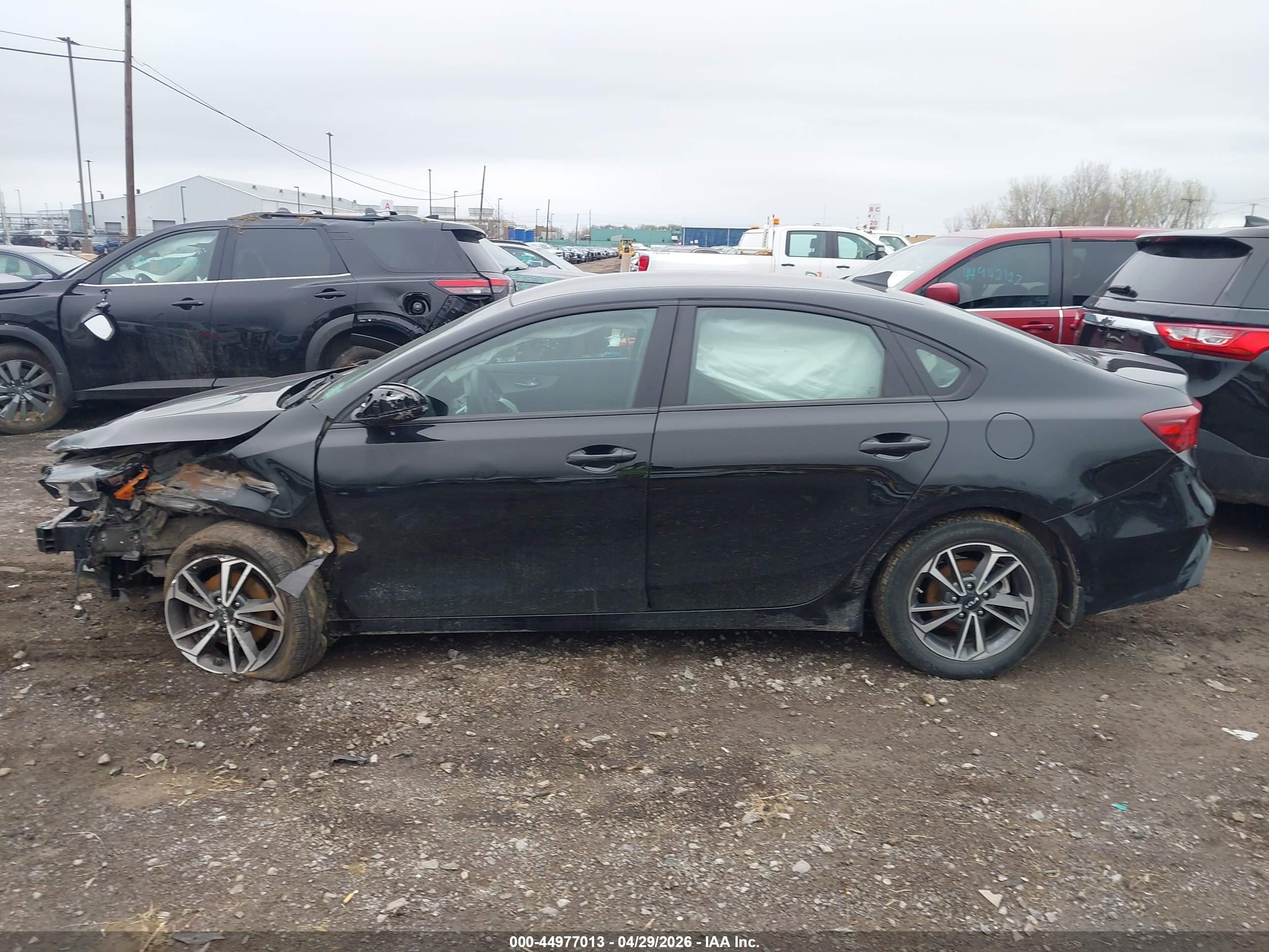 2023 Kia Forte Lxs Black vin: 3KPF24AD5PE587407