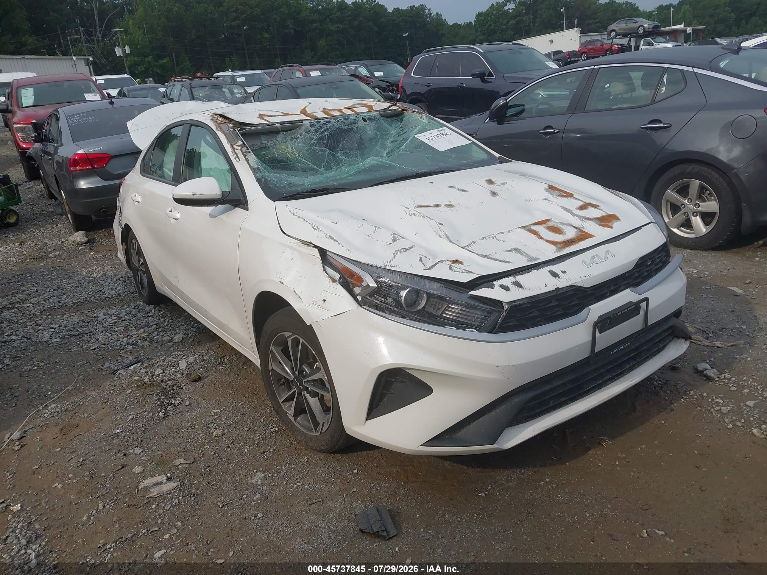 2023 Kia Forte Lxs Белый vin: 3KPF24AD5PE676829