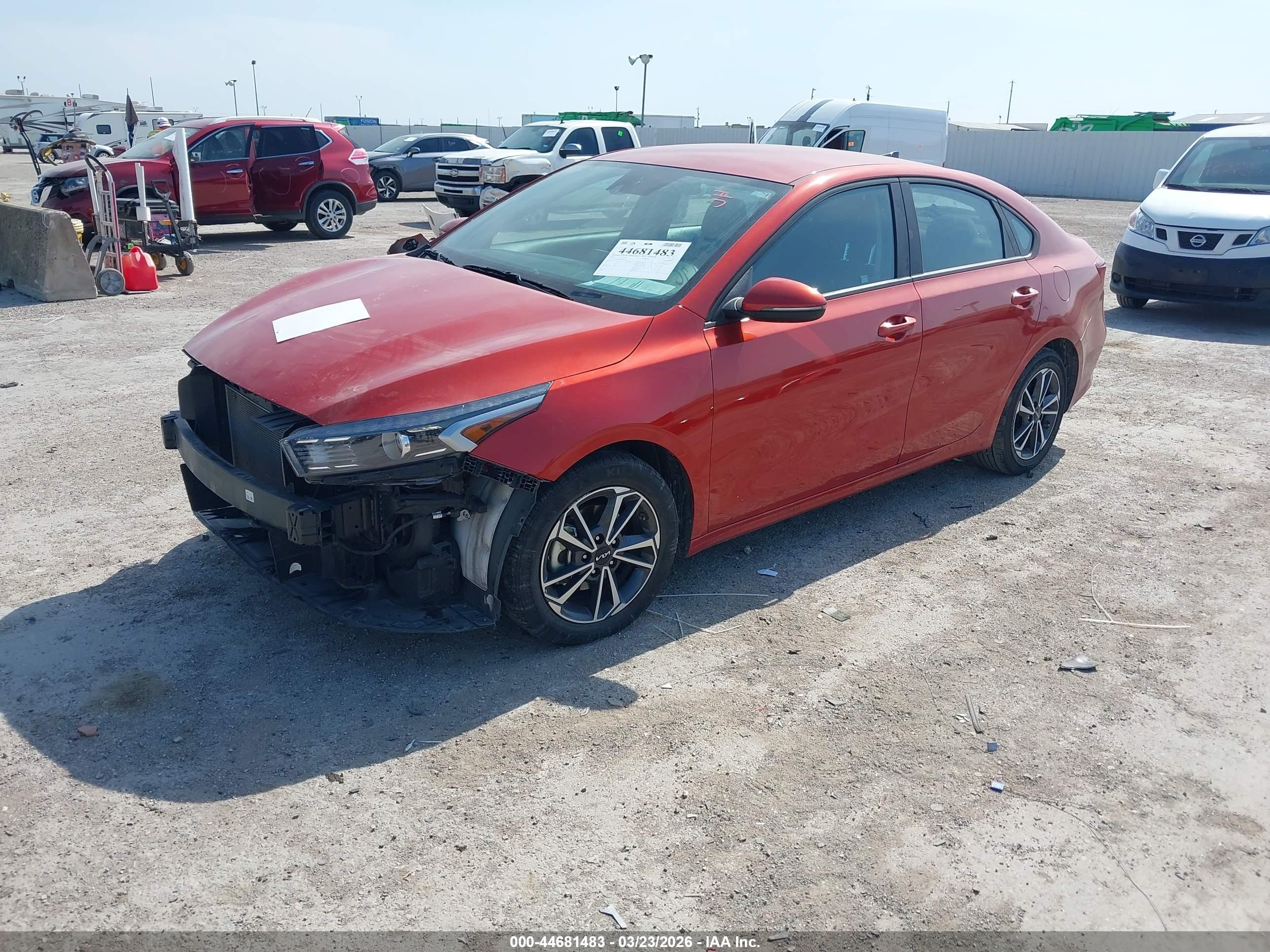 2023 Kia Forte Lxs Оранжевый vin: 3KPF24AD6PE651633