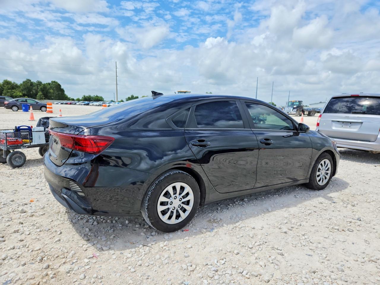 2023 Kia Forte Lx Black vin: 3KPF24AD6PE677519