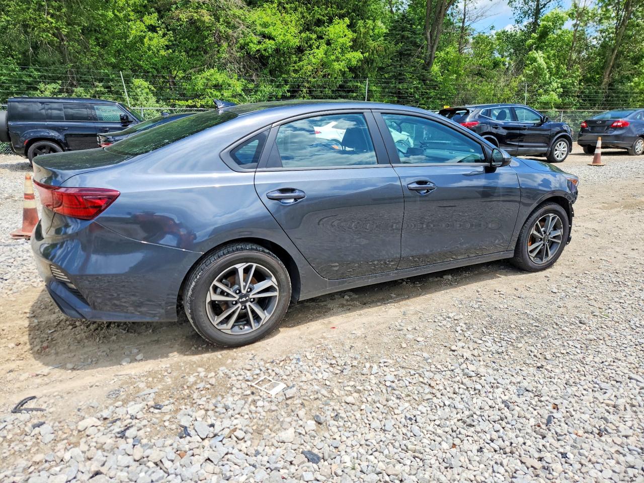 2024 Kia Forte Lxs Gray vin: 3KPF24AD6RE725247