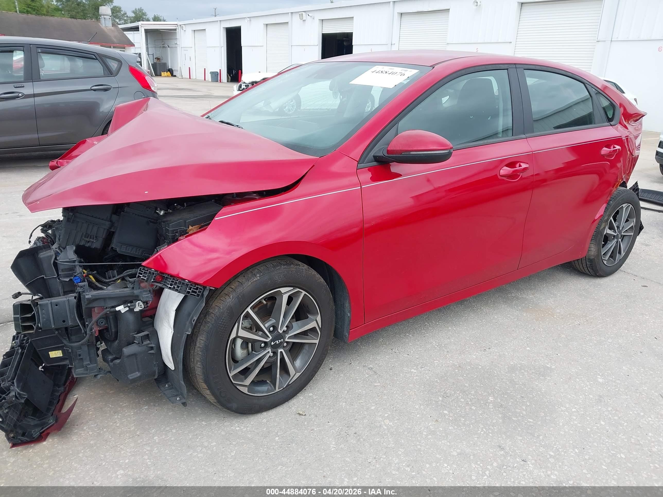 2024 Kia Forte Lx/lxs Burgundy vin: 3KPF24AD6RE775923