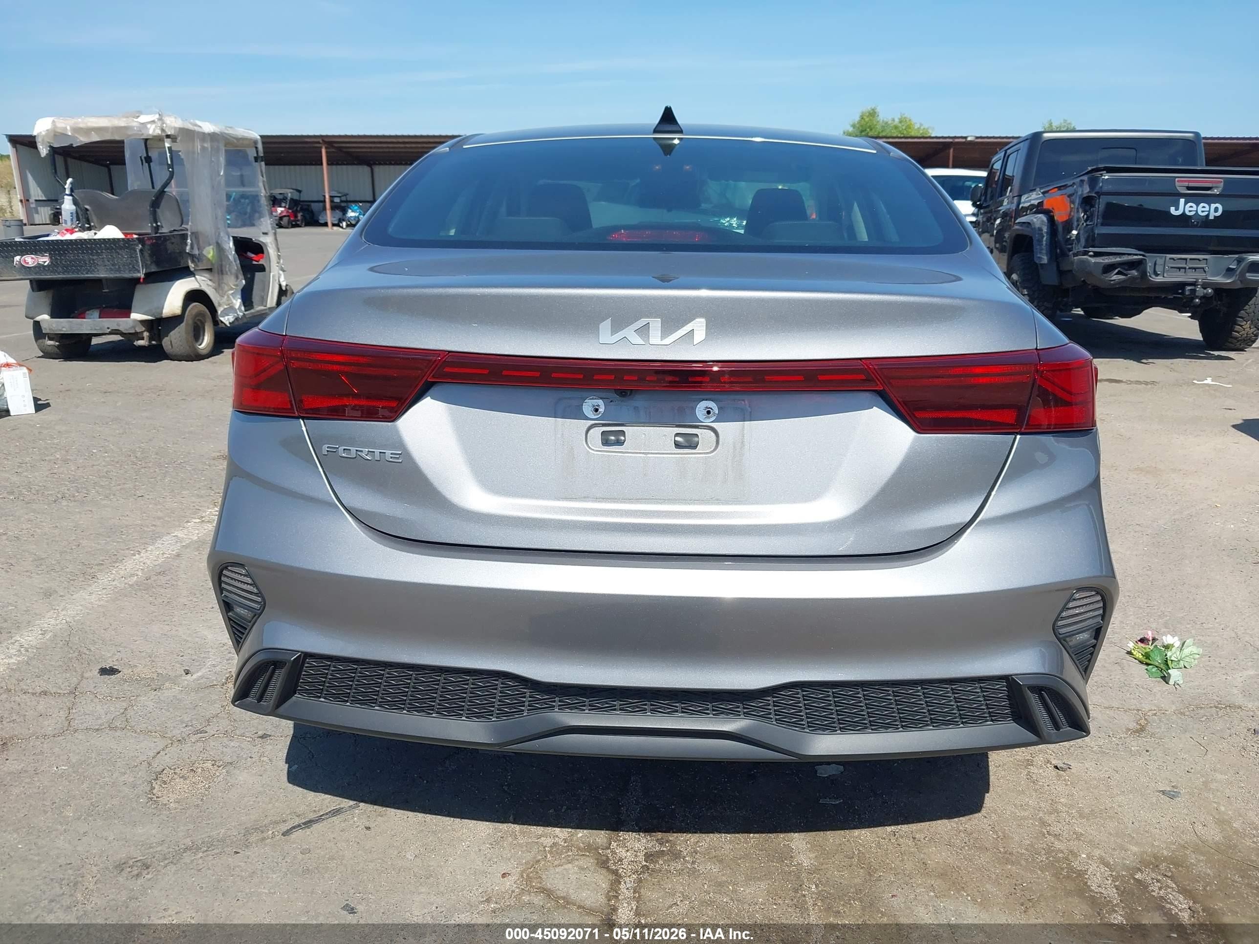 2024 Kia Forte Lxs Gray vin: 3KPF24AD6RE784766