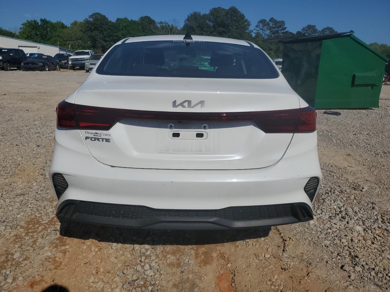 2024 Kia Forte Lx White vin: 3KPF24AD6RE826336