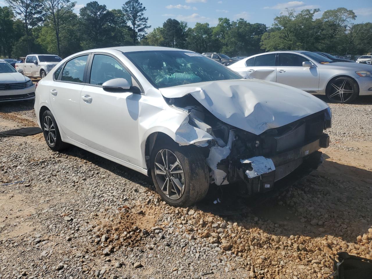 2024 Kia Forte Lx White vin: 3KPF24AD6RE826336