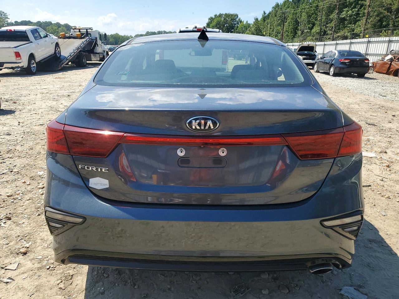 2019 Kia Forte Lxs Gray vin: 3KPF24AD7KE022150
