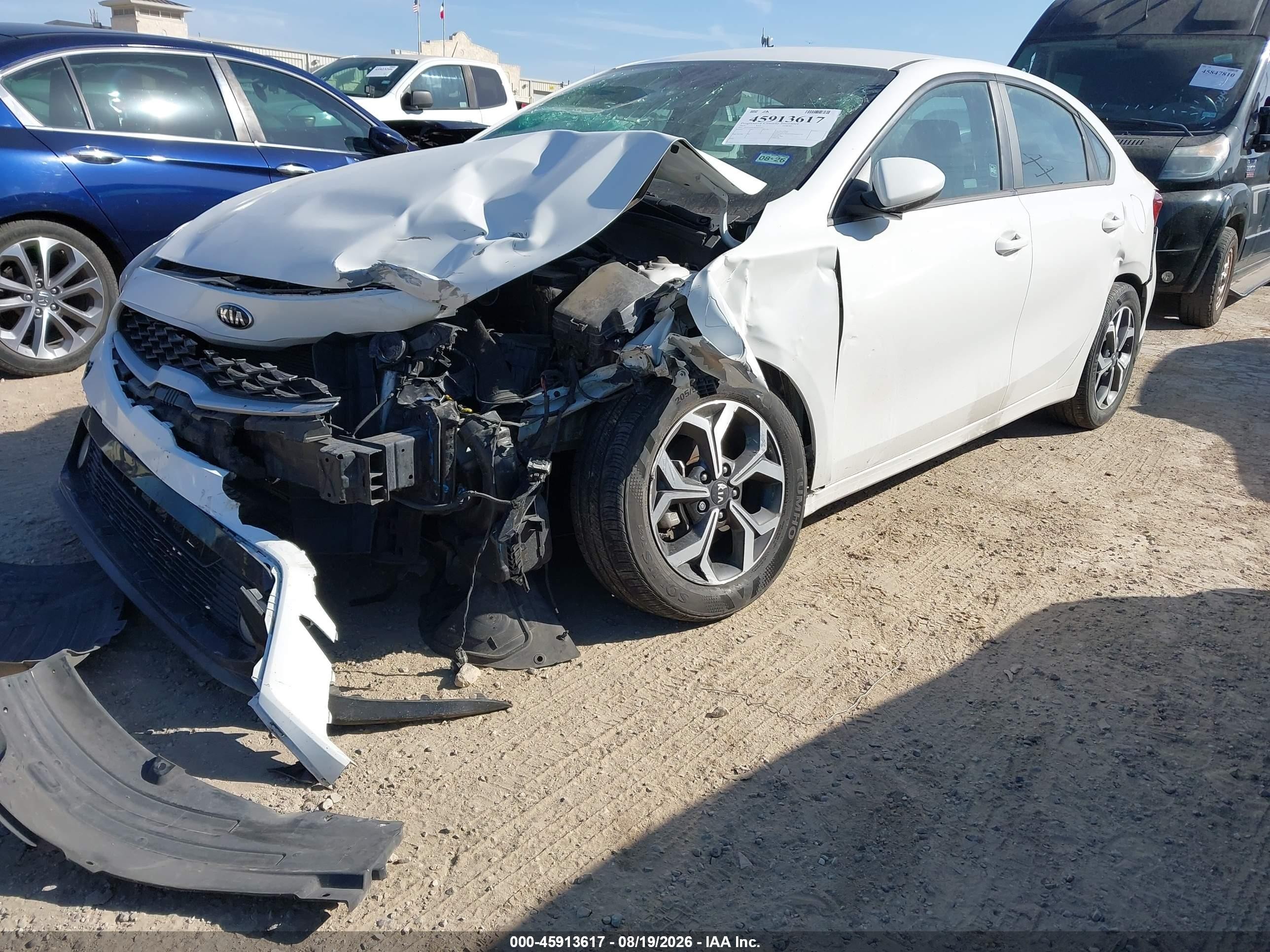 2019 Kia Forte Lxs Белый vin: 3KPF24AD7KE075351