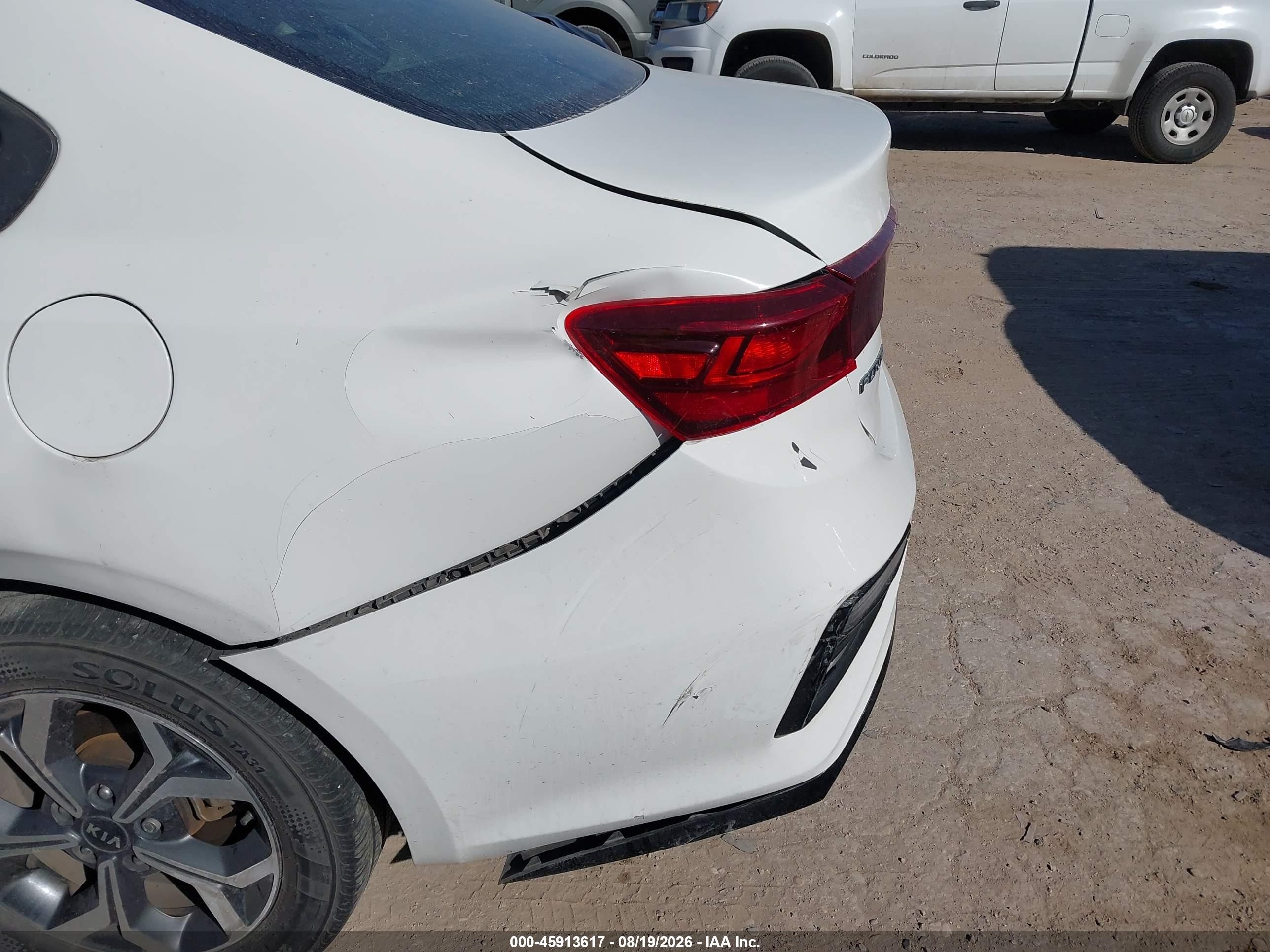 2019 Kia Forte Lxs Белый vin: 3KPF24AD7KE075351