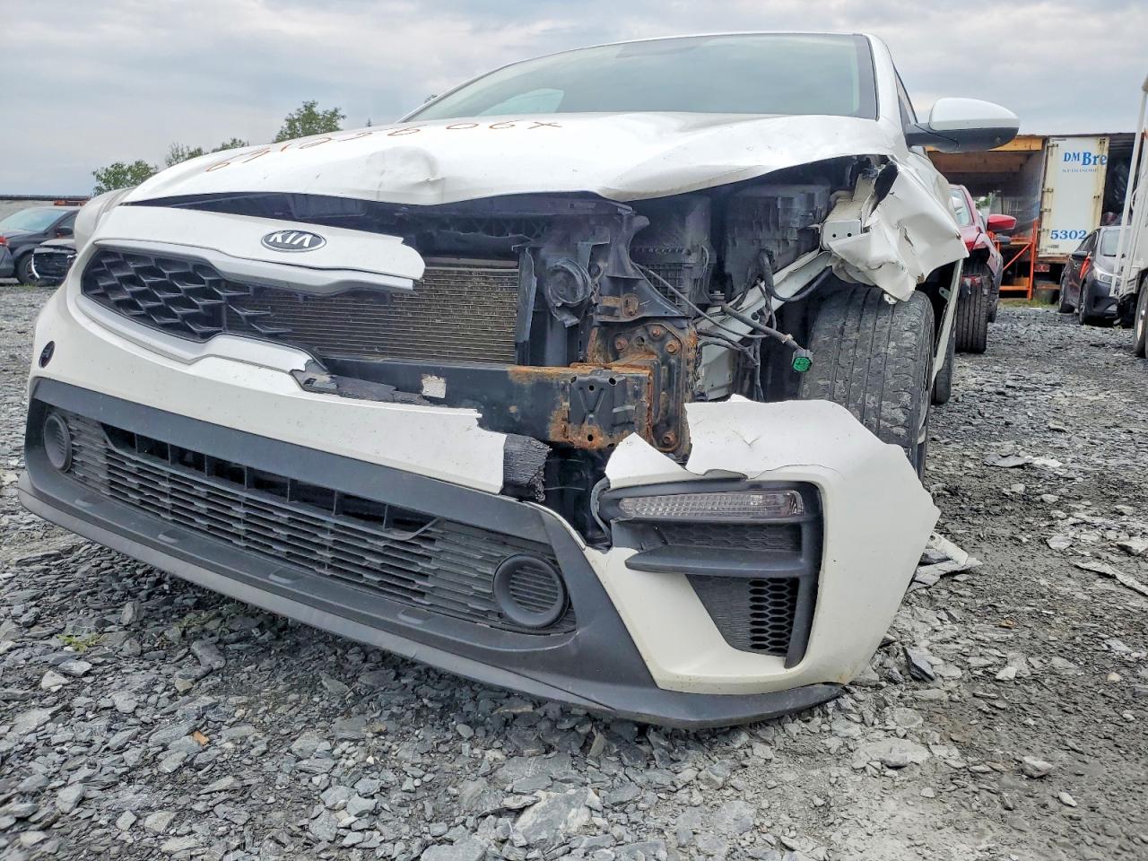 2019 Kia Forte Fe White vin: 3KPF24AD7KE077570