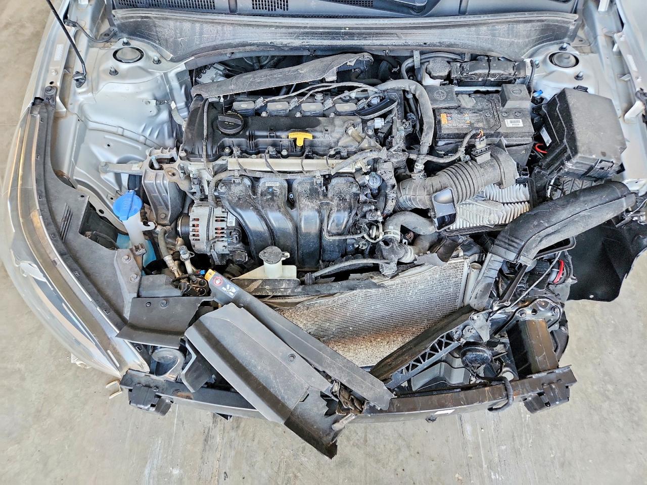 2021 Kia Forte Lxs Silver vin: 3KPF24AD7ME266822