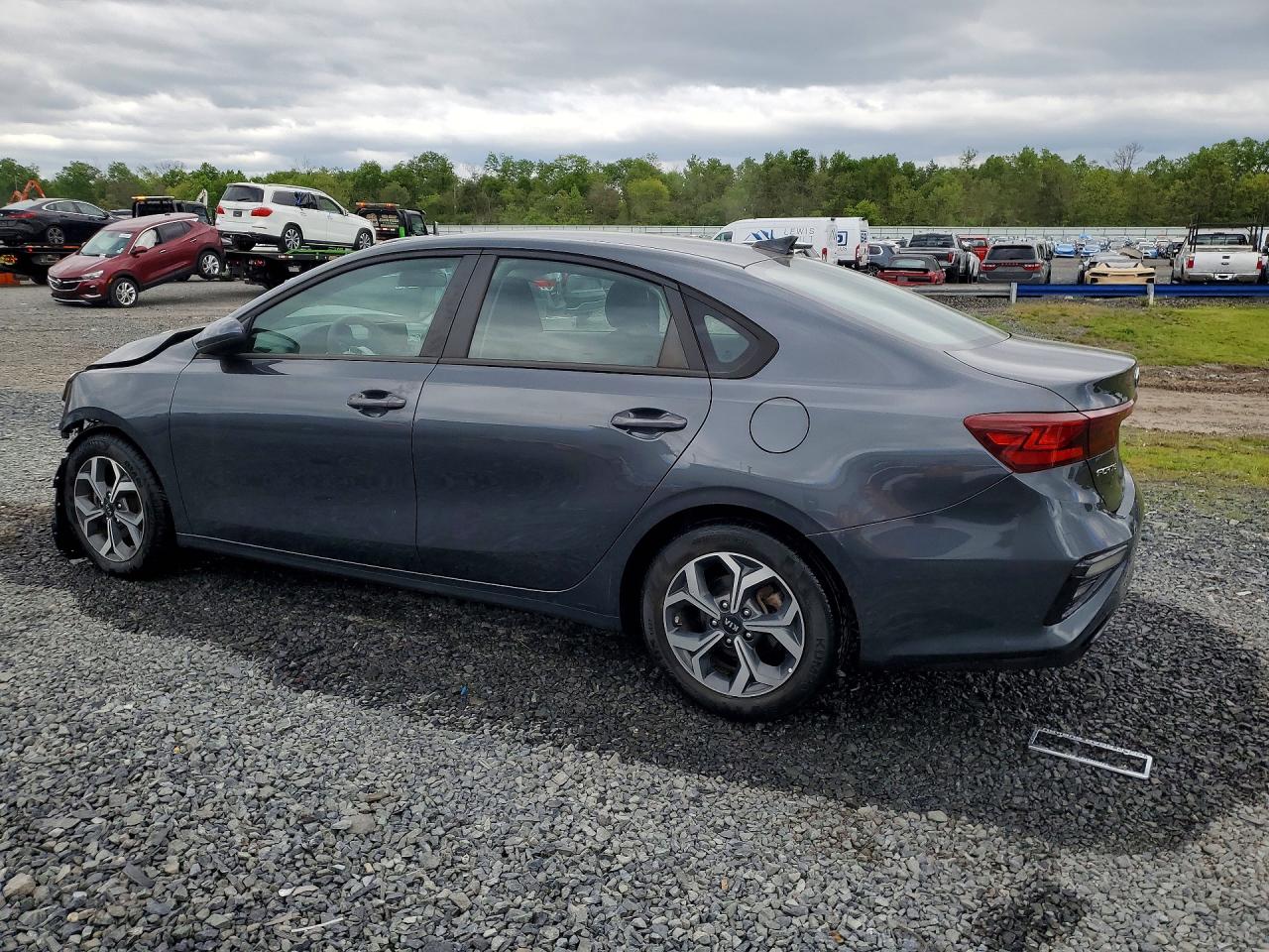 2021 Kia Forte Lxs Gray vin: 3KPF24AD7ME326209
