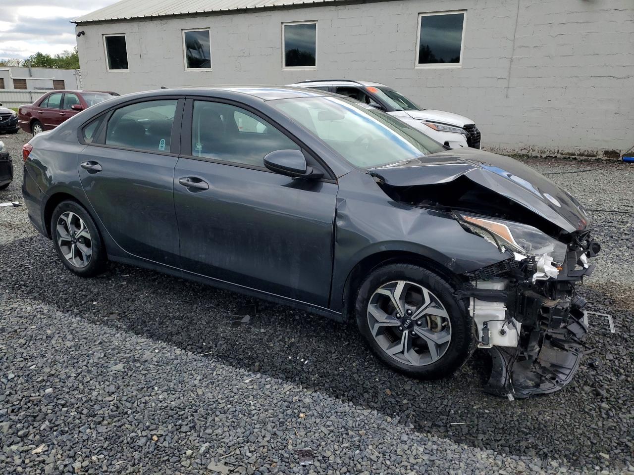 2021 Kia Forte Lxs Gray vin: 3KPF24AD7ME326209