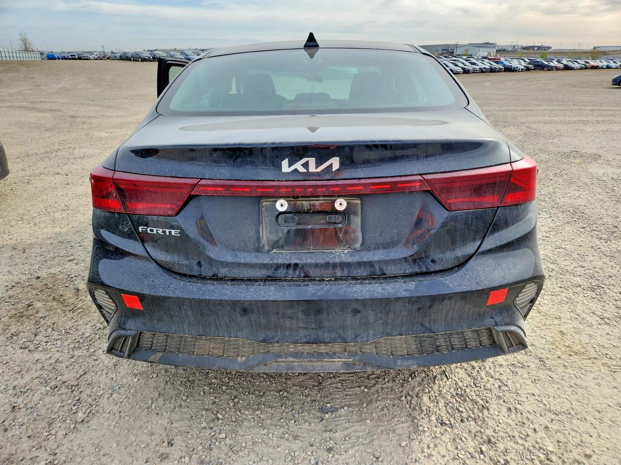 2023 Kia Forte Lx Black vin: 3KPF24AD7PE656629