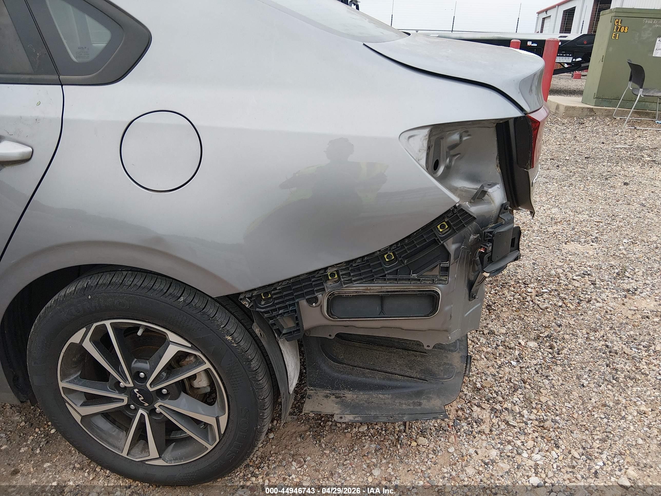 2024 Kia Forte Lxs Gray vin: 3KPF24AD7RE728688